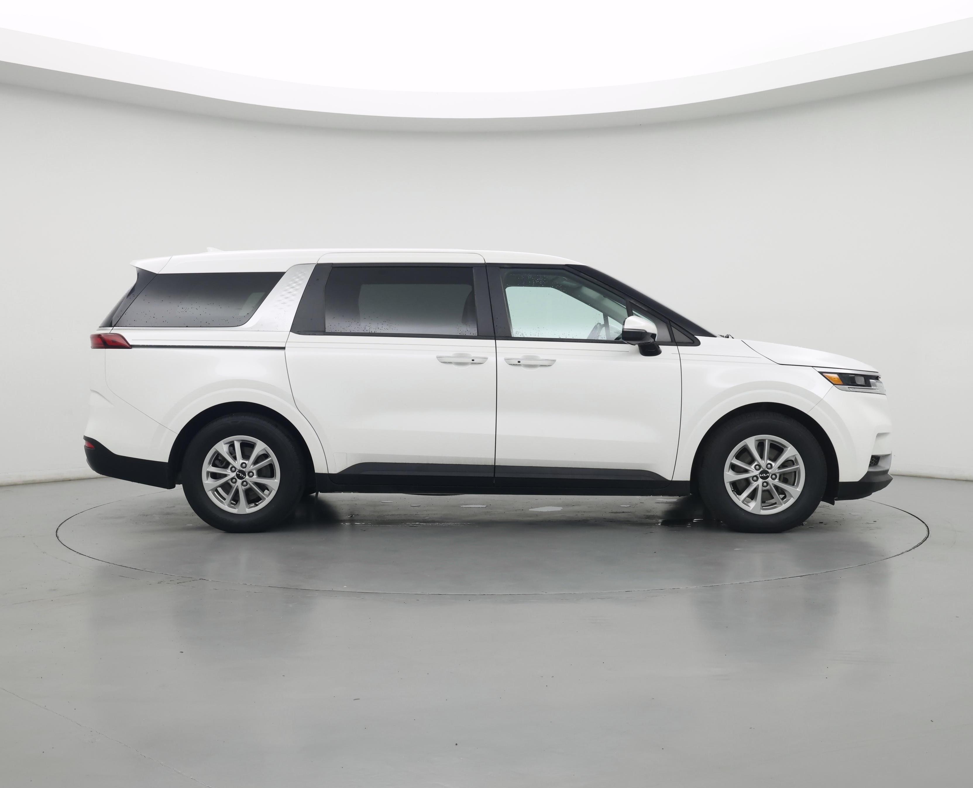 Thumbnail: 2022 Kia Carnival - 7