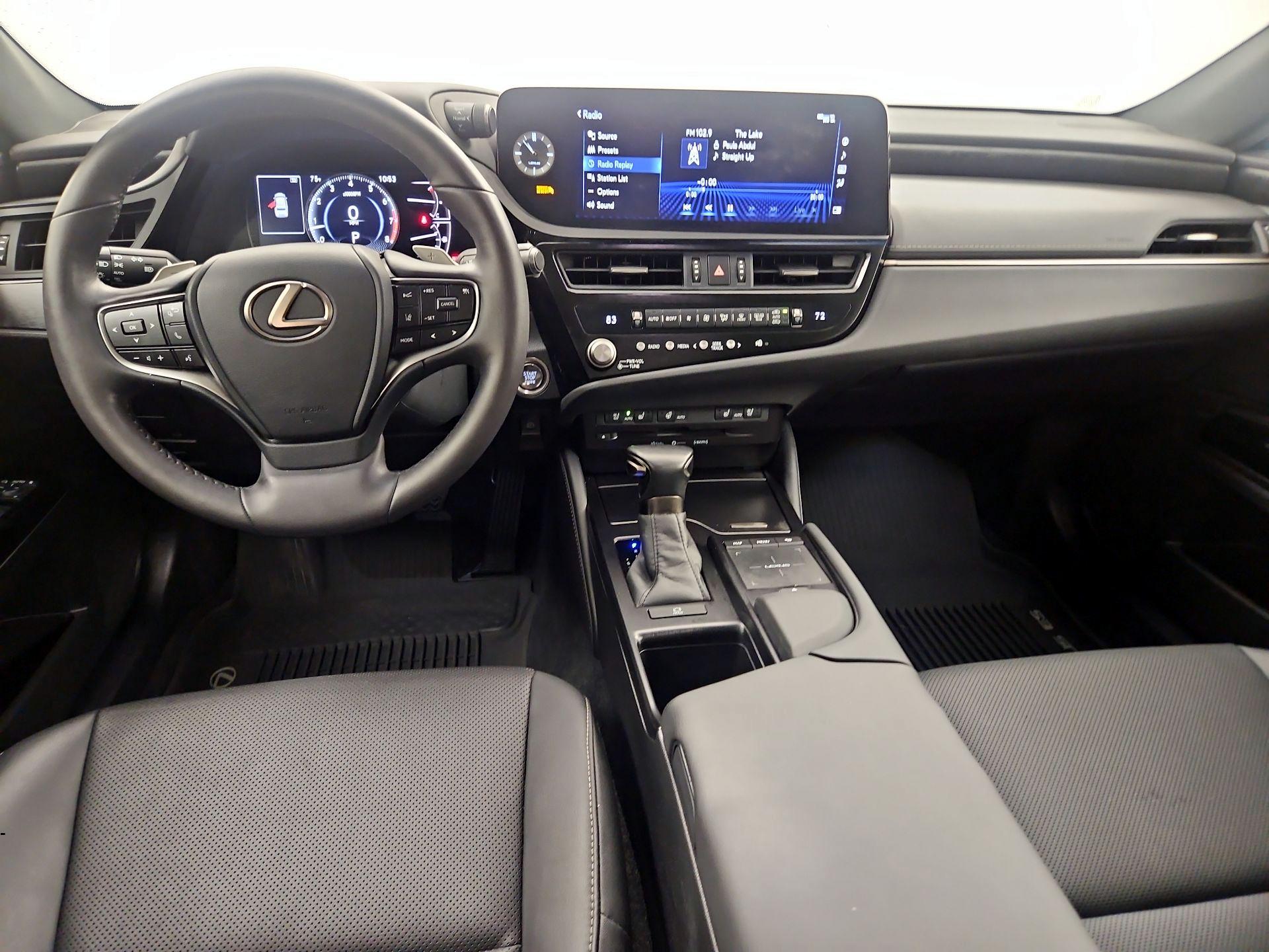 Thumbnail: 2022 Lexus ES - 9