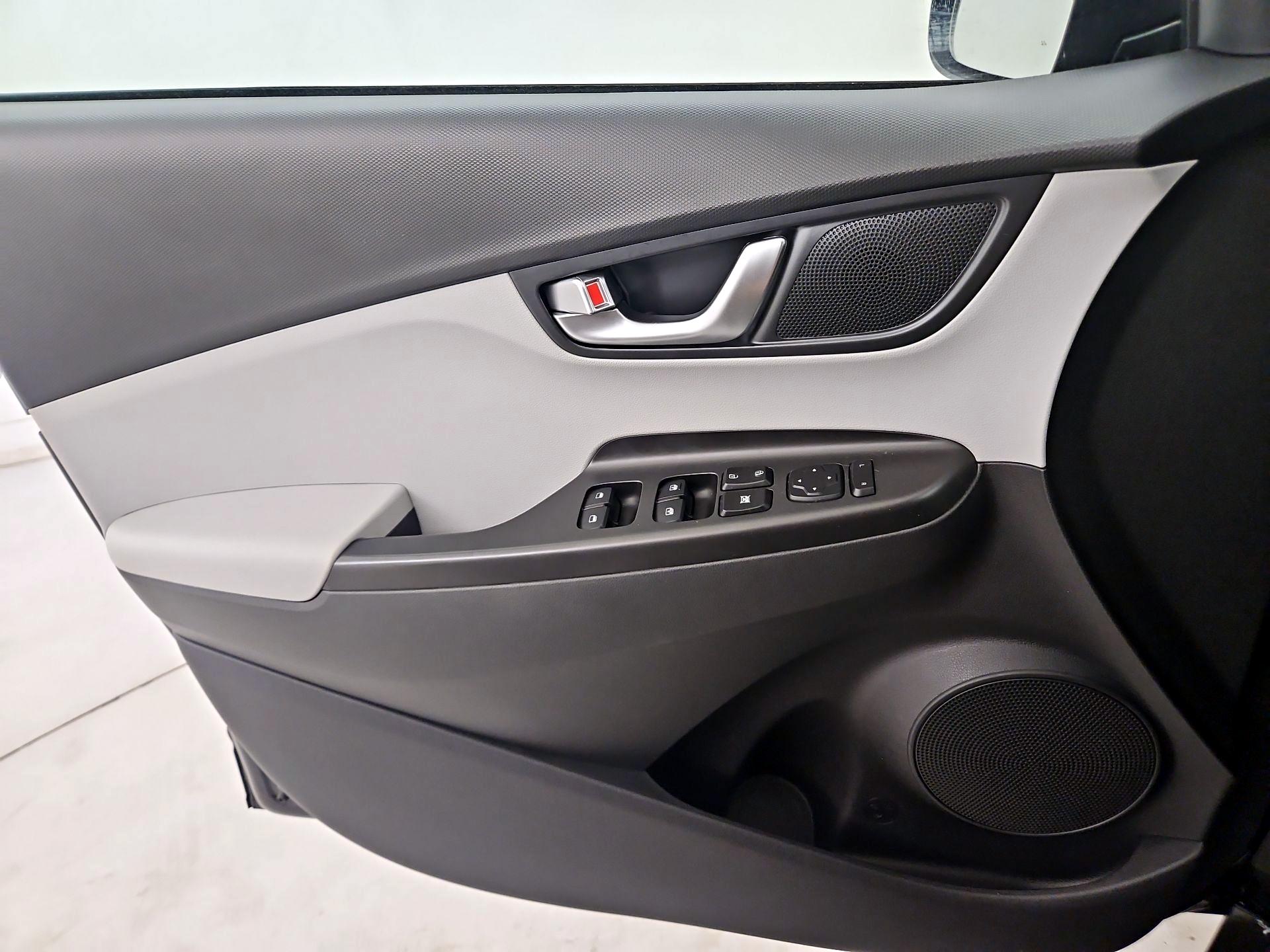 Thumbnail: 2023 Hyundai Kona - 12