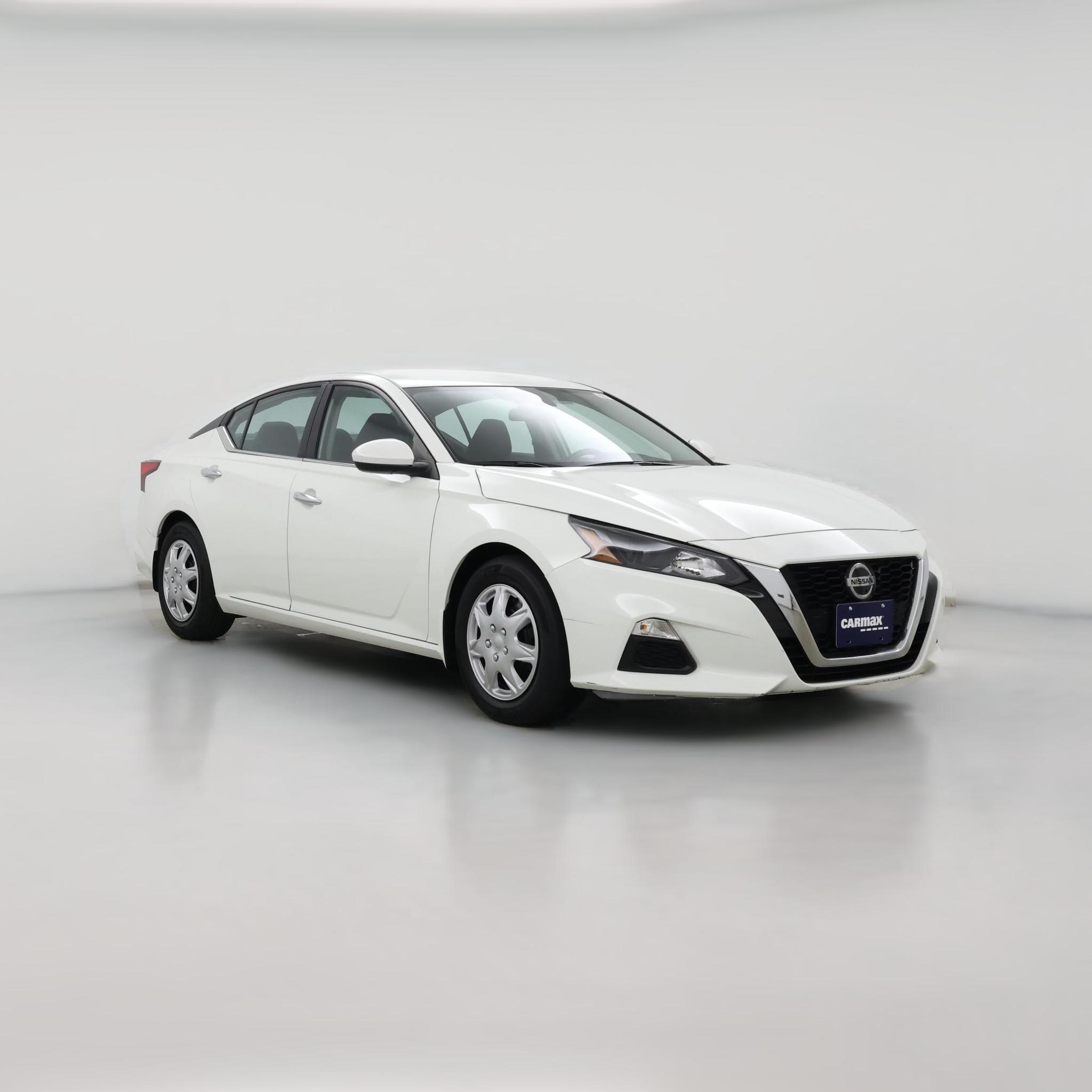 Thumbnail: 2022 Nissan Altima - 1
