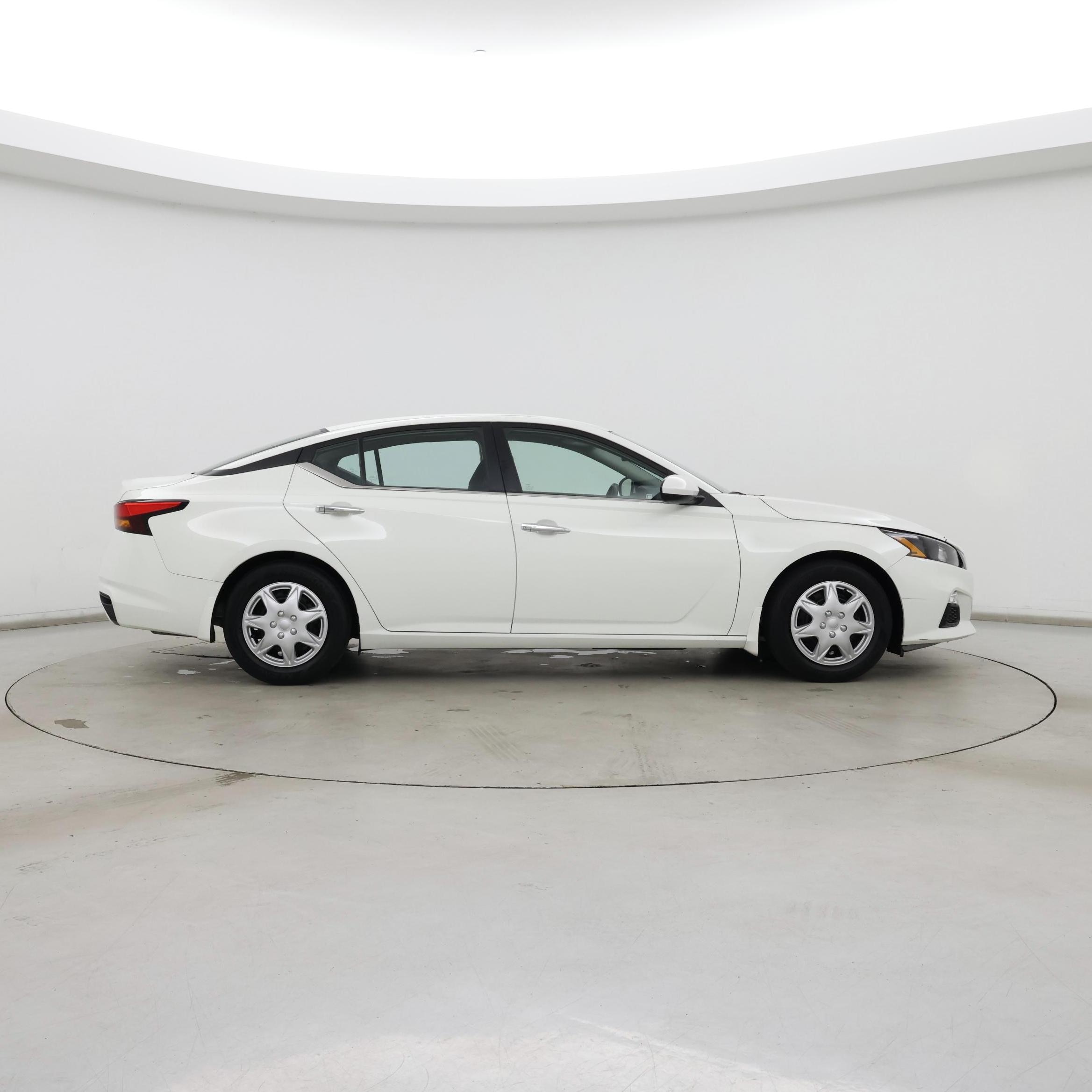 Thumbnail: 2022 Nissan Altima - 7