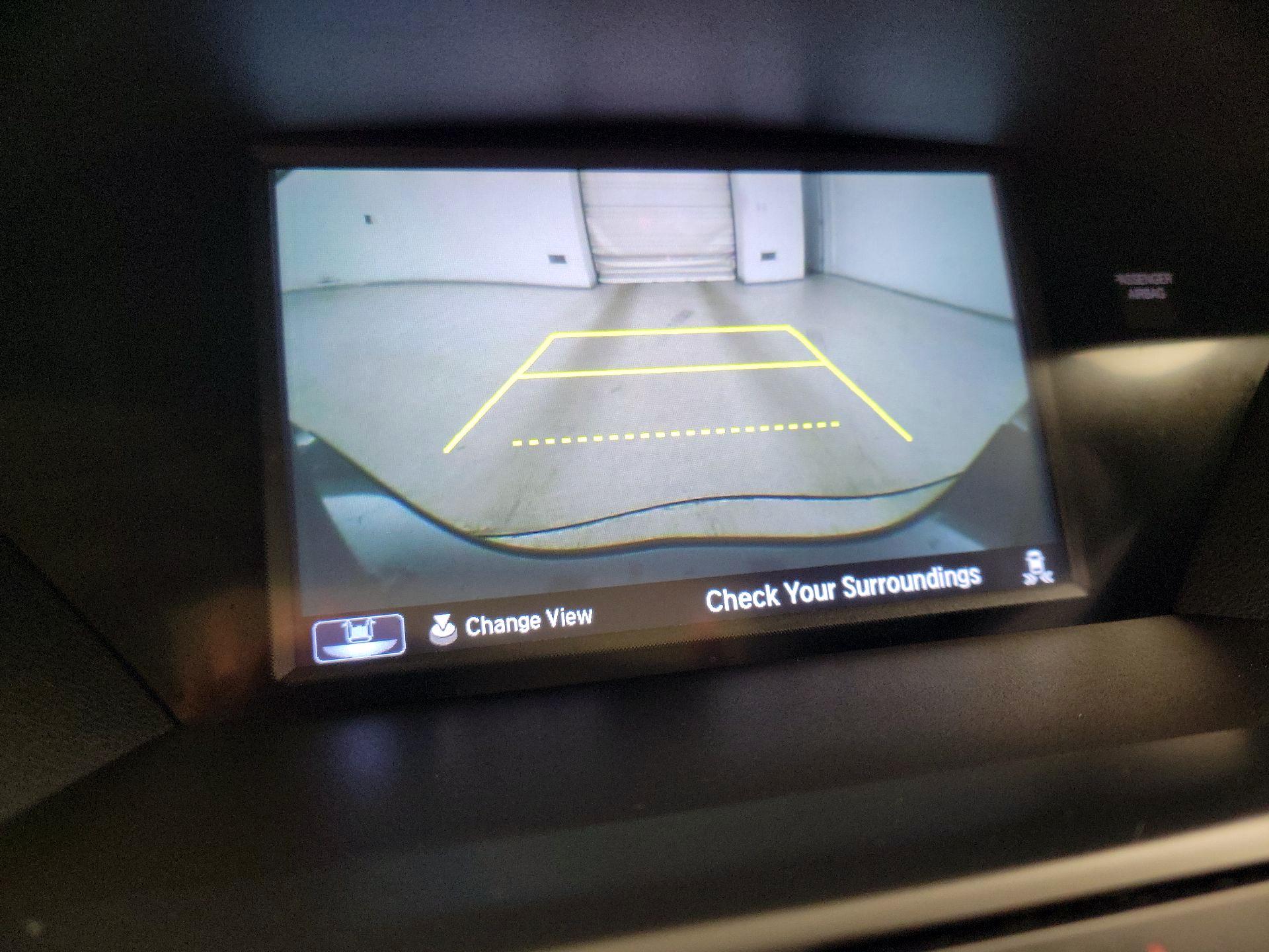 Thumbnail: 2020 Acura MDX - 15