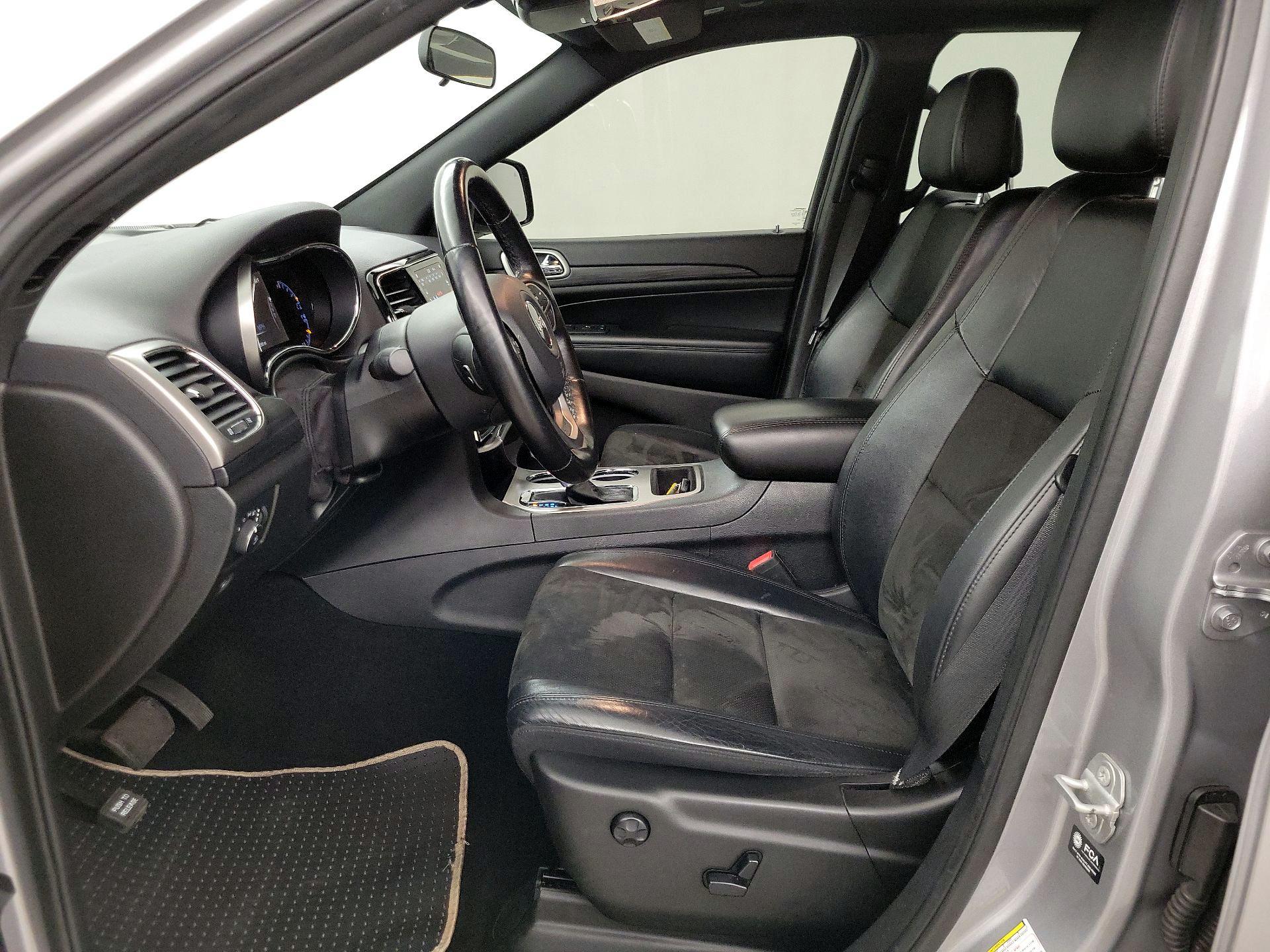 Thumbnail: 2021 Jeep Grand Cherokee - 11