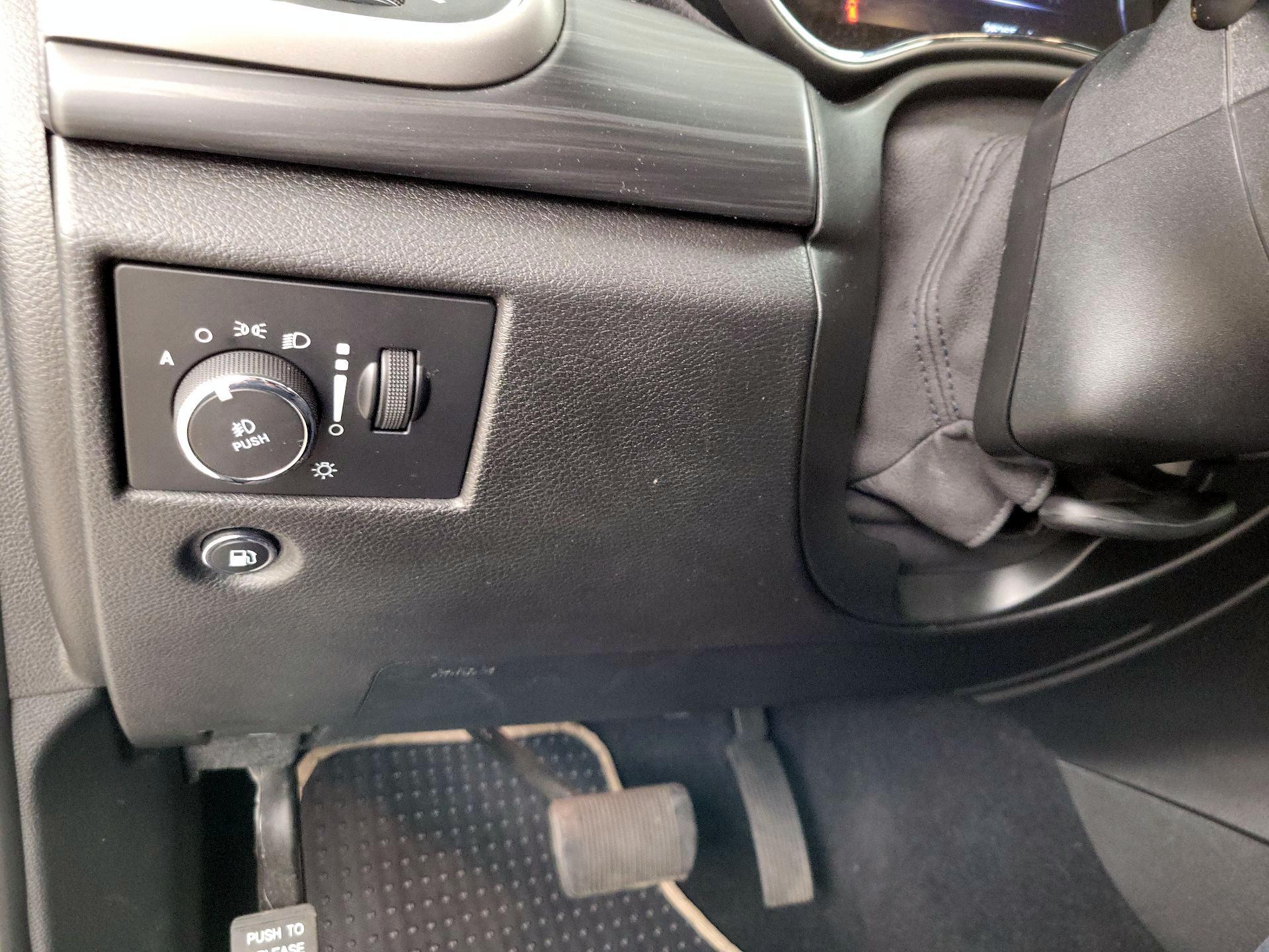 Thumbnail: 2021 Jeep Grand Cherokee - 13