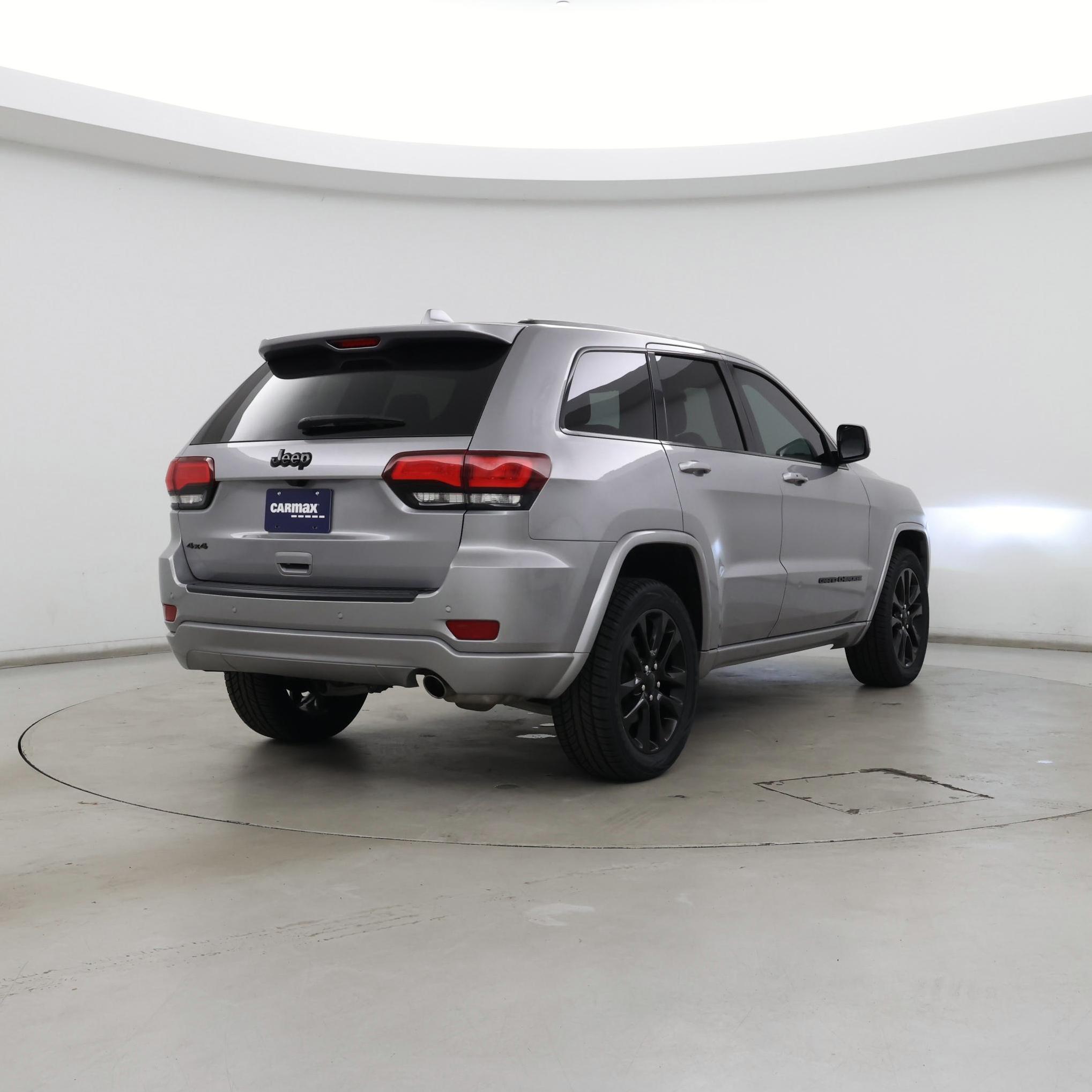 Thumbnail: 2021 Jeep Grand Cherokee - 8