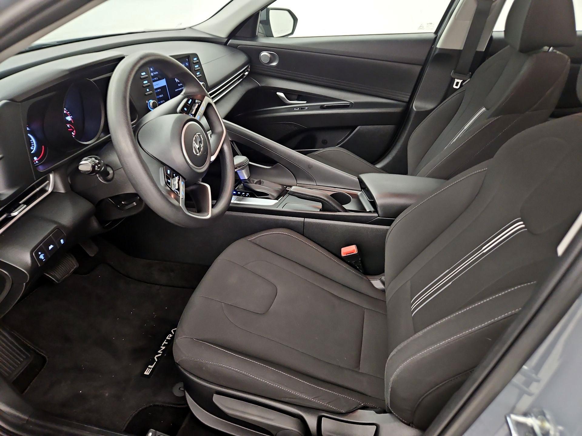 Thumbnail: 2023 Hyundai Elantra - 11