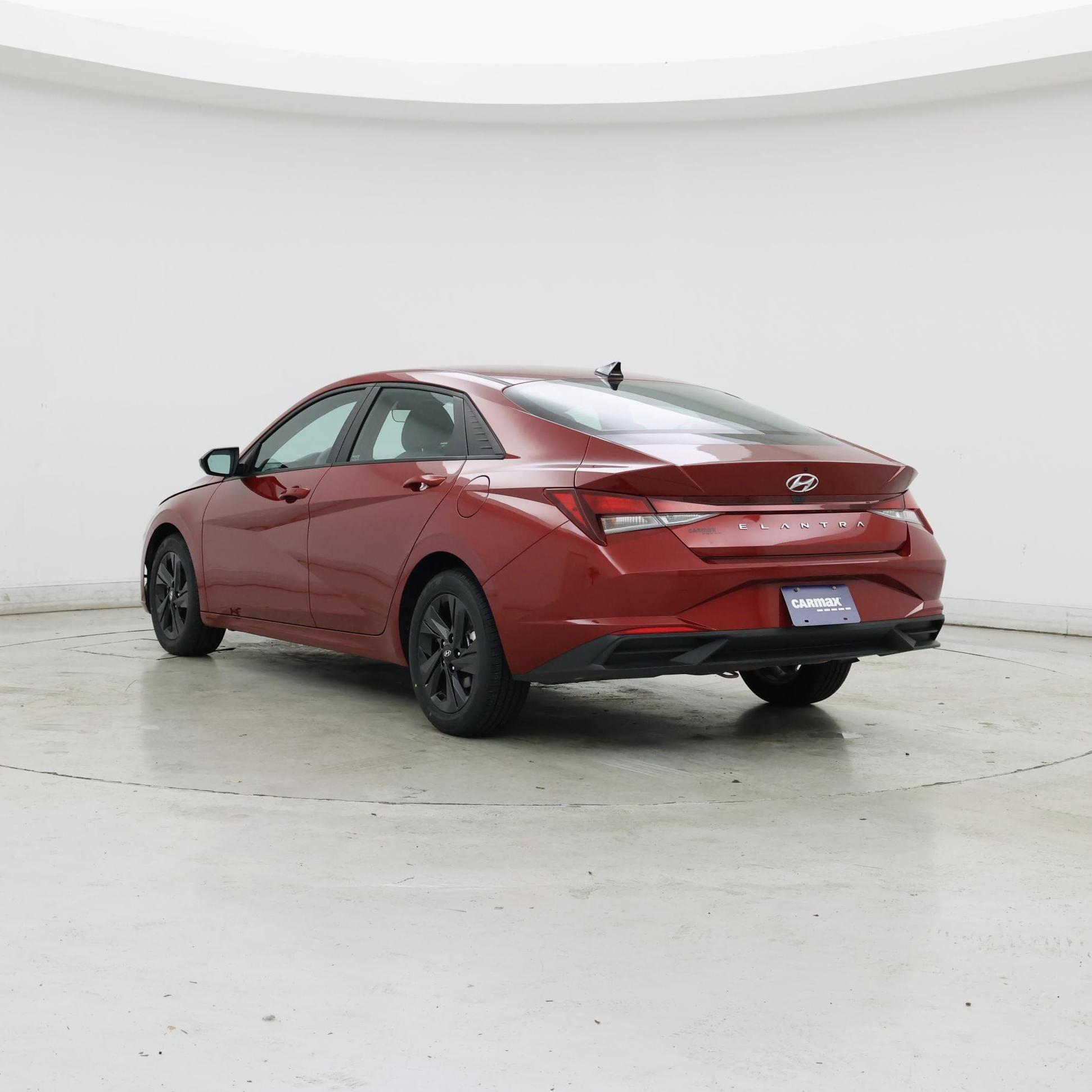 Thumbnail: 2023 Hyundai Elantra - 2