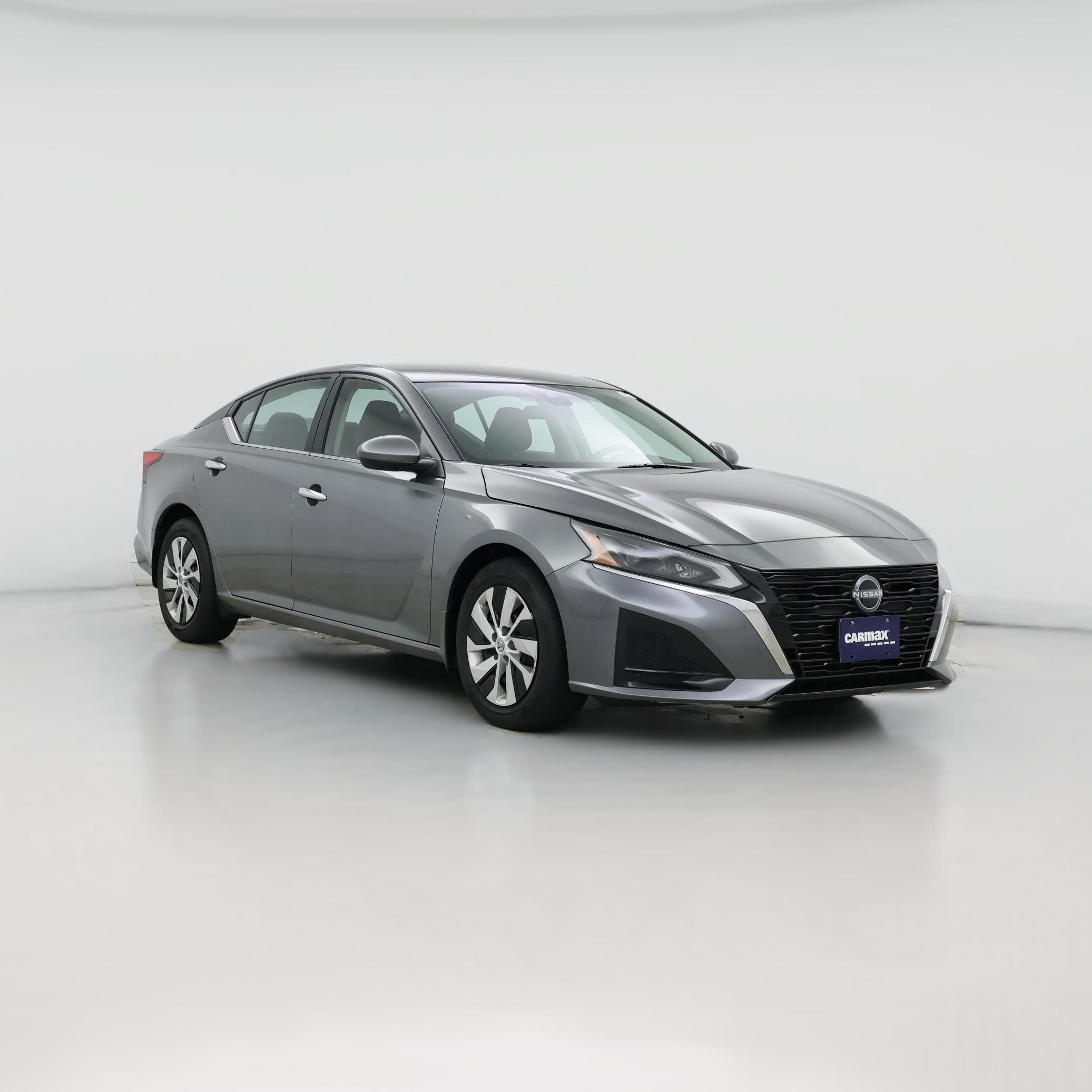 Thumbnail: 2023 Nissan Altima - 1