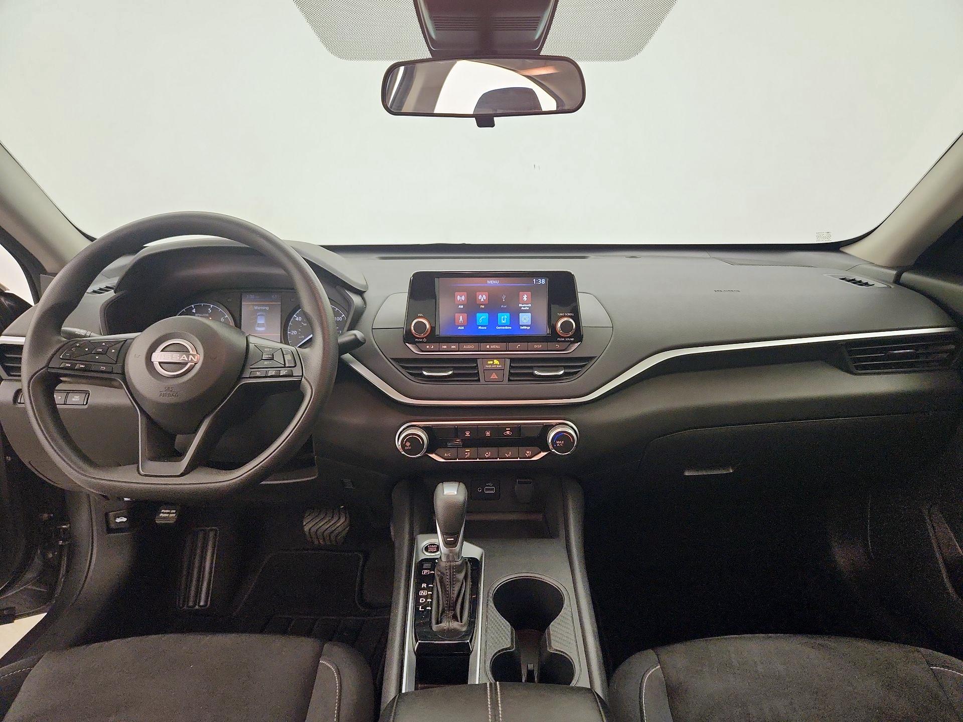 Thumbnail: 2023 Nissan Altima - 9
