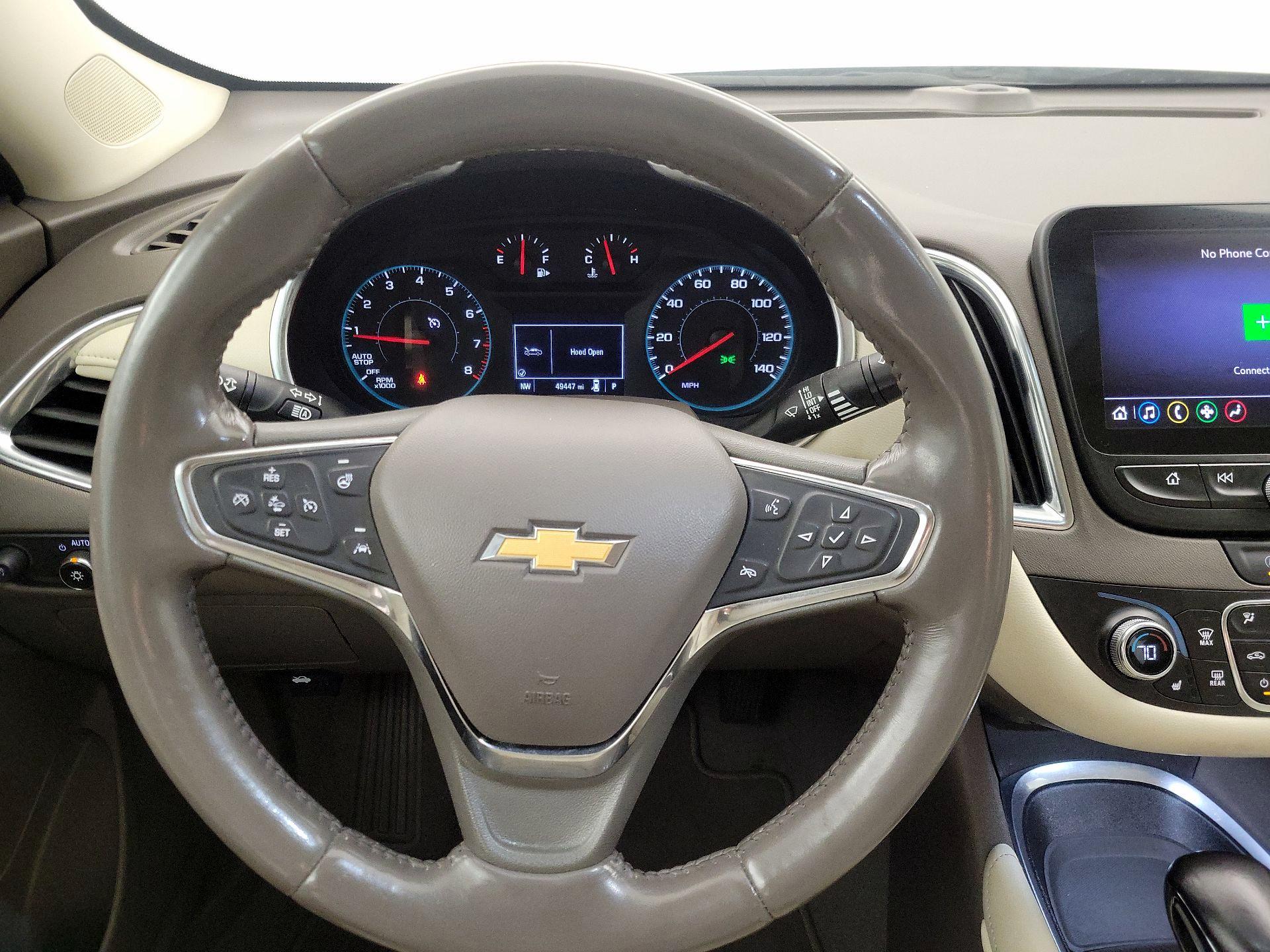 Thumbnail: 2021 Chevrolet Malibu - 10