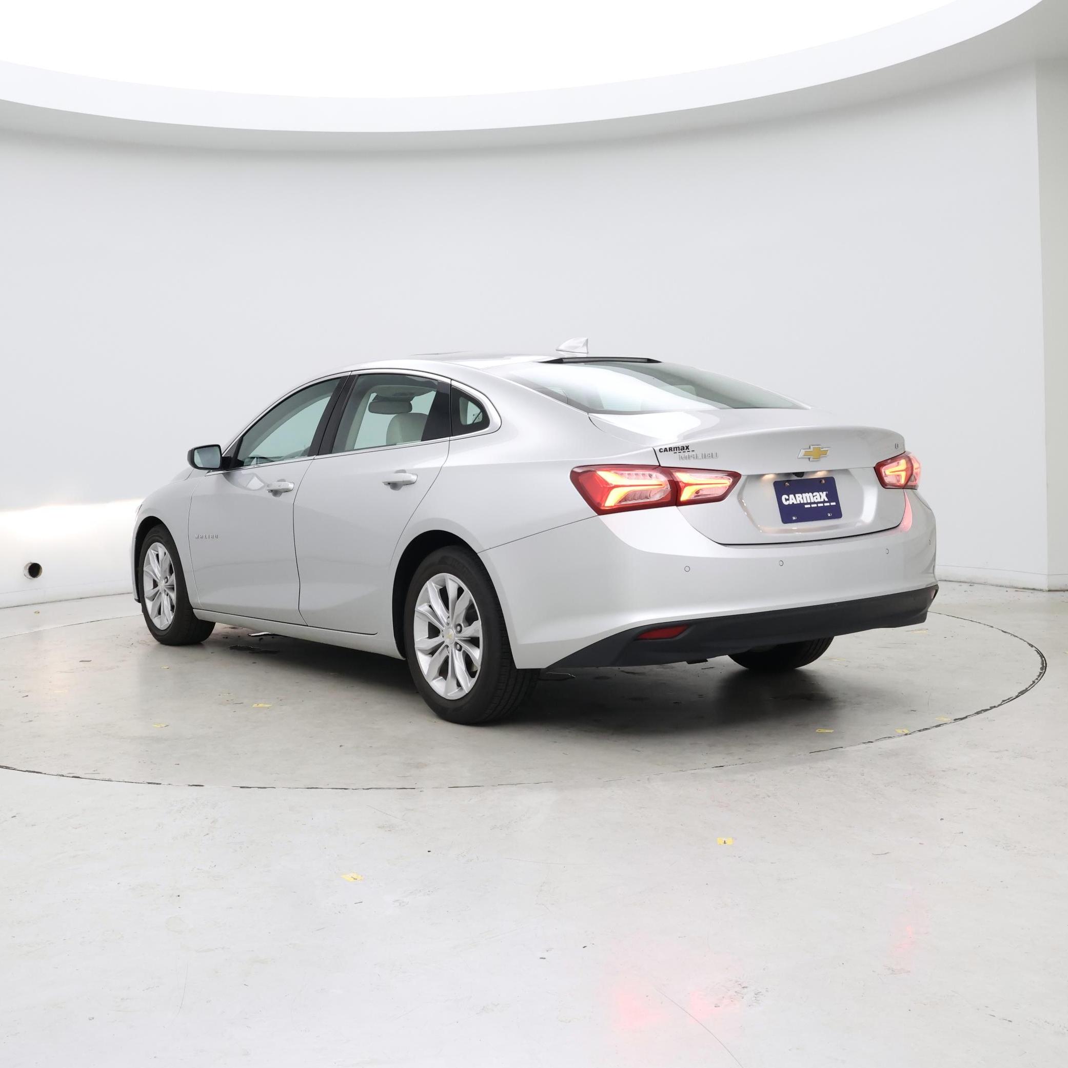 Thumbnail: 2021 Chevrolet Malibu - 2