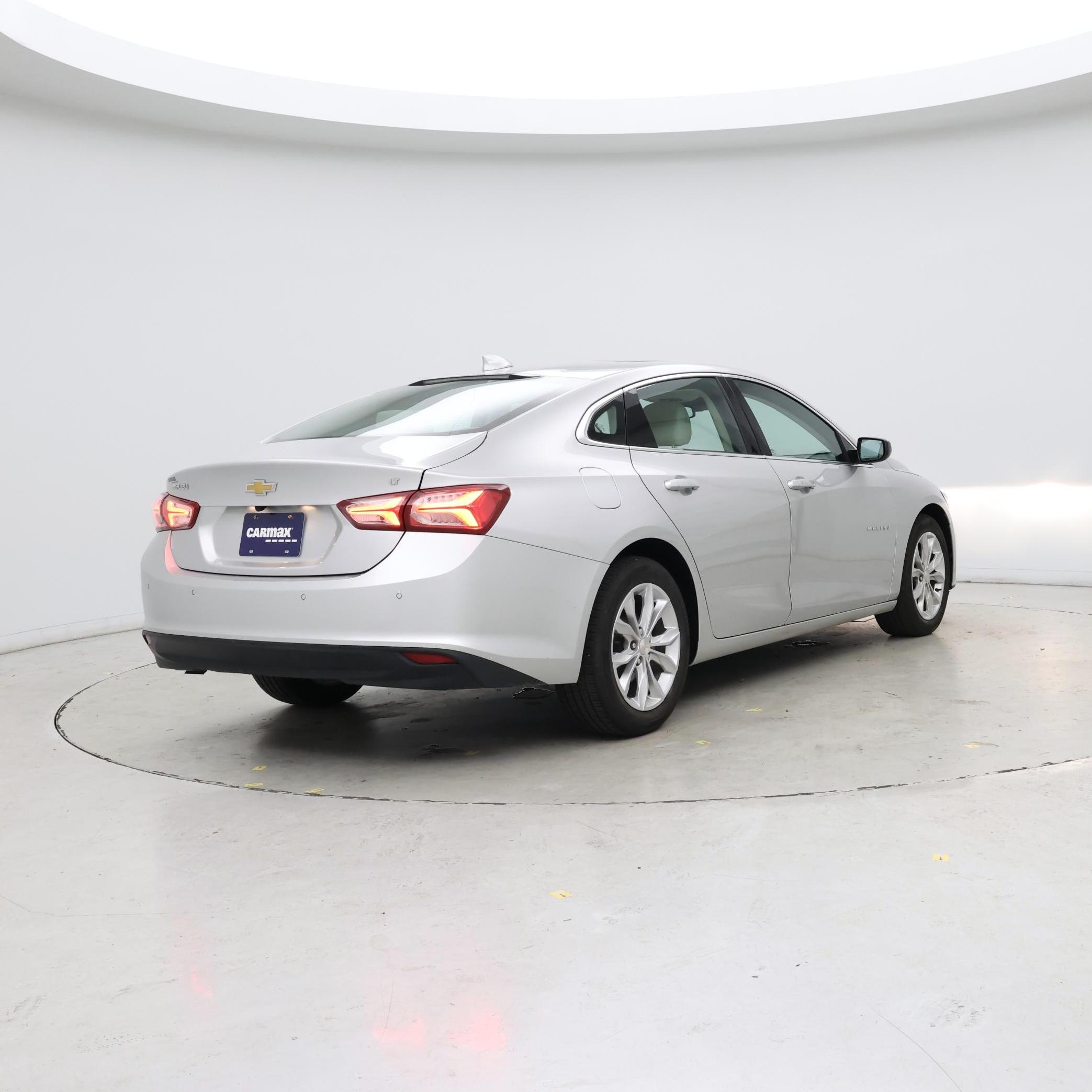 Thumbnail: 2021 Chevrolet Malibu - 8