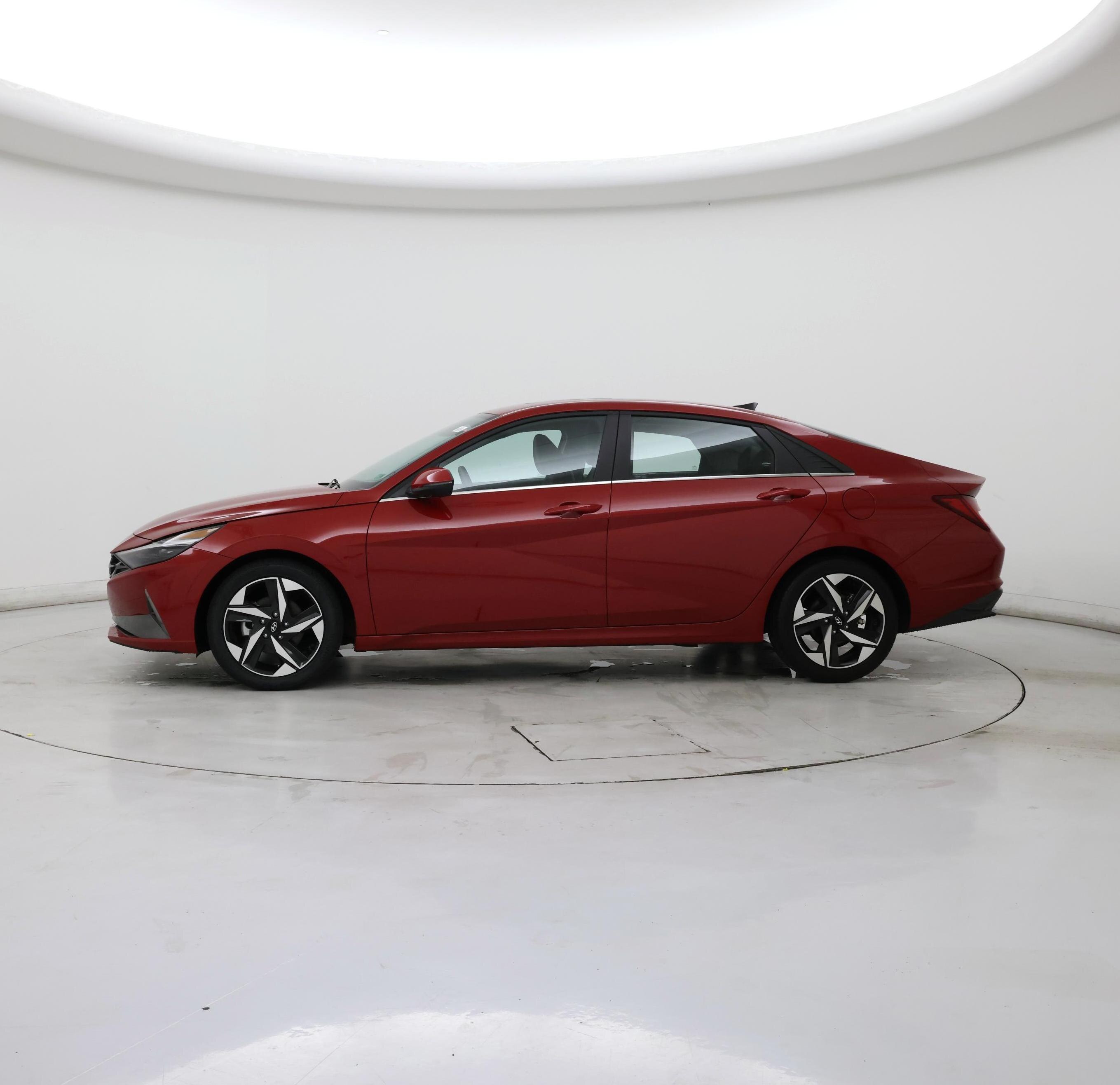 Thumbnail: 2023 Hyundai Elantra - 3