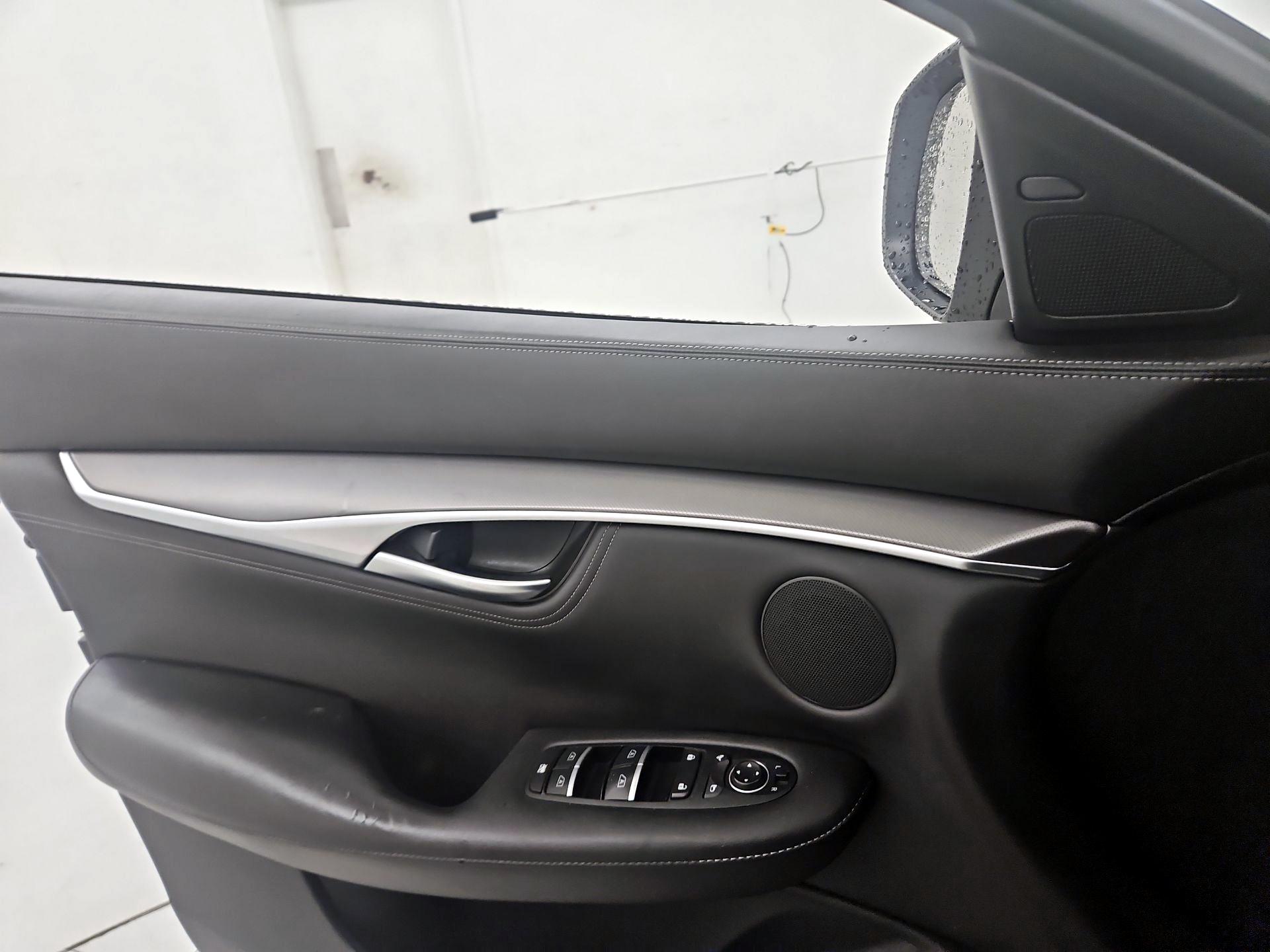 Thumbnail: 2023 INFINITI QX55 - 12