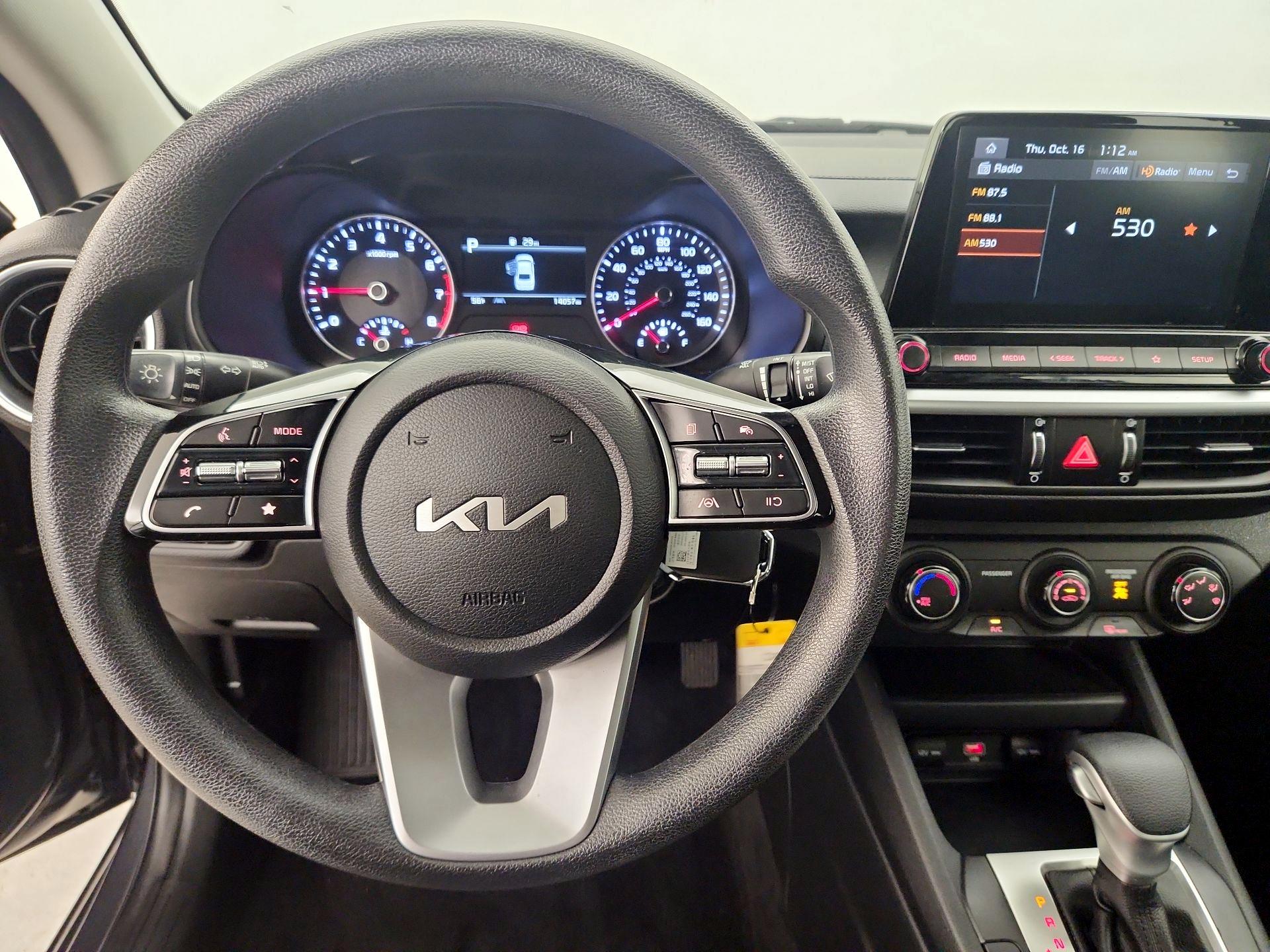 Thumbnail: 2022 Kia Forte - 10
