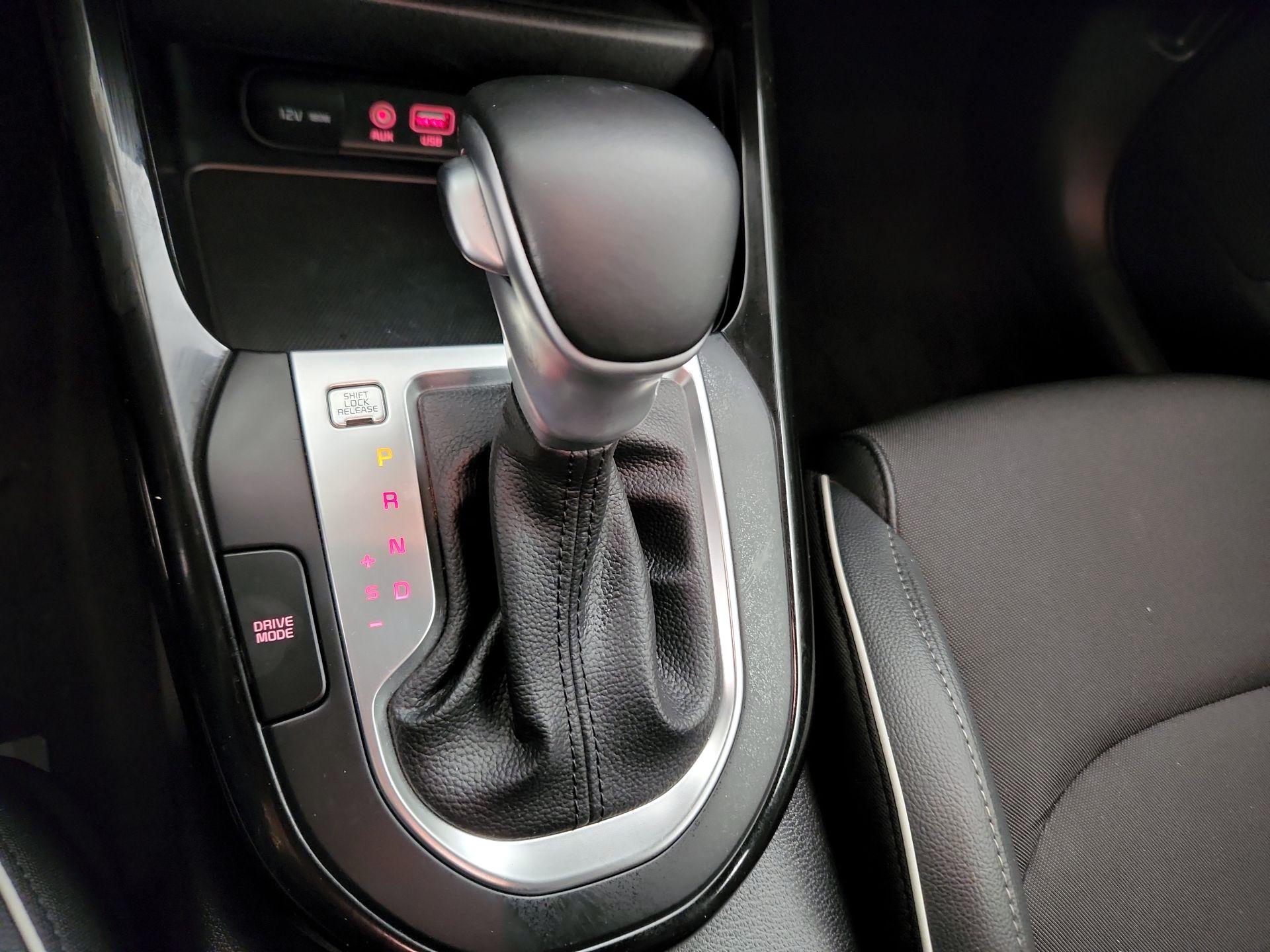 Thumbnail: 2021 Kia Forte - 17