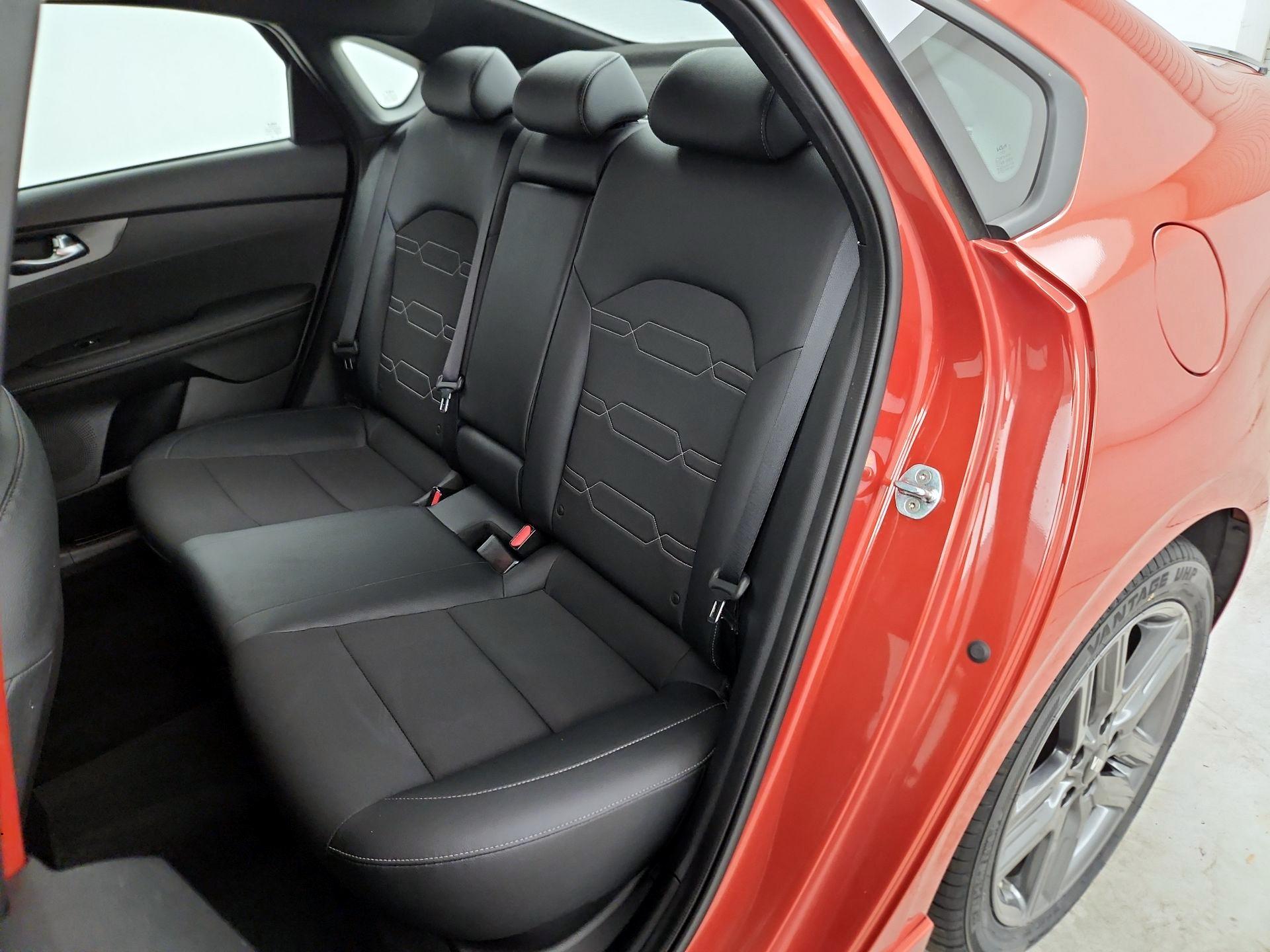 Thumbnail: 2021 Kia Forte - 19