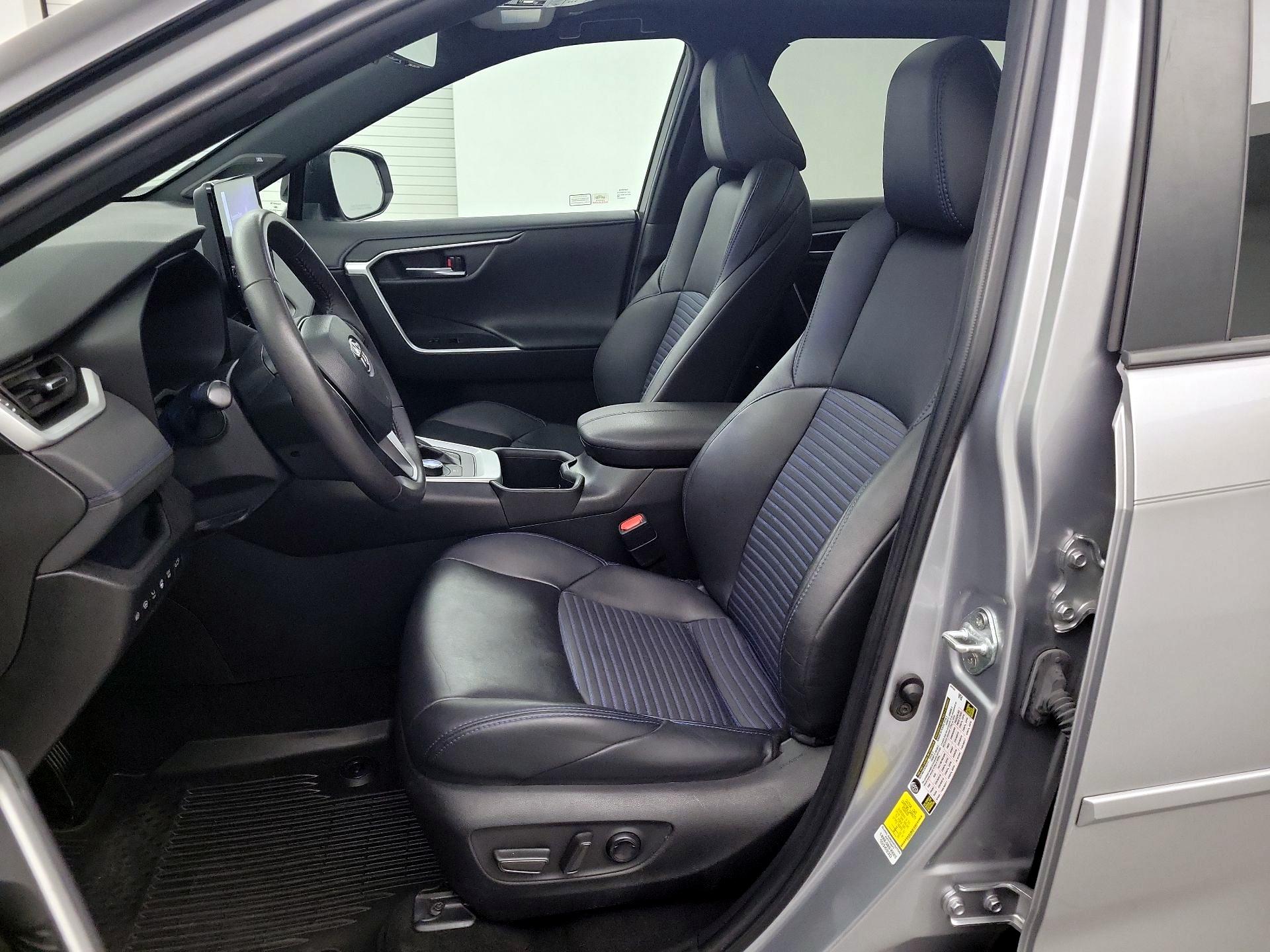 Thumbnail: 2023 Toyota RAV4 - 9