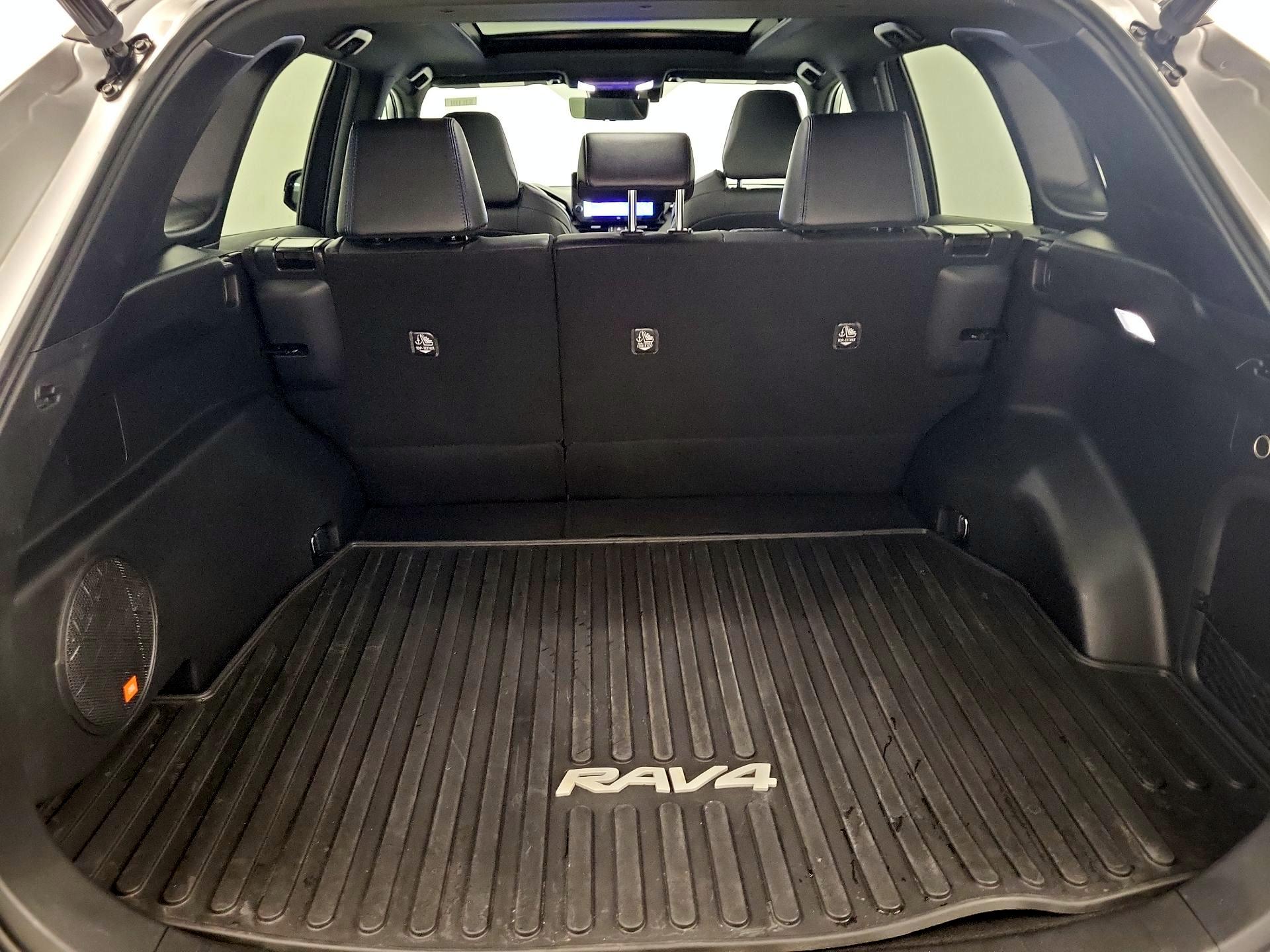 Thumbnail: 2023 Toyota RAV4 - 19