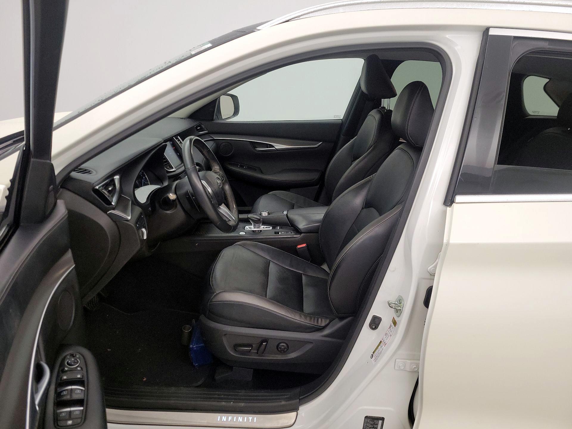 Thumbnail: 2022 INFINITI QX50 - 11