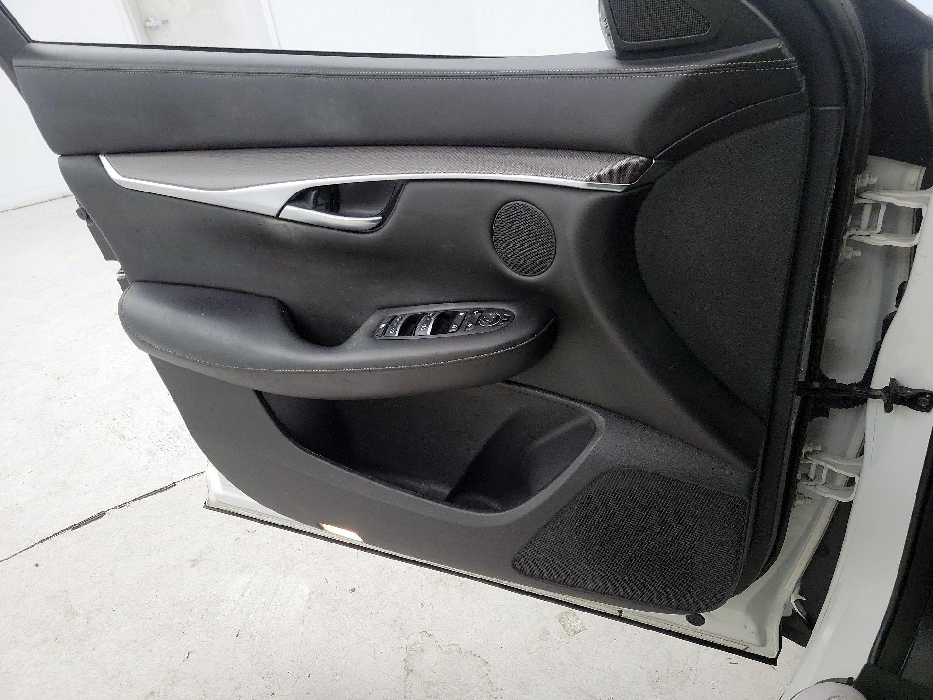 Thumbnail: 2022 INFINITI QX50 - 12