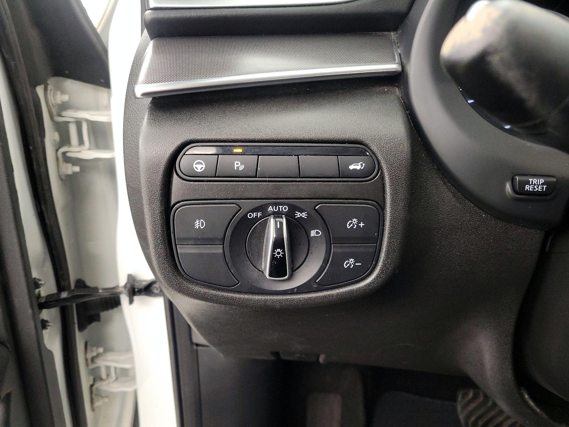 Thumbnail: 2022 INFINITI QX50 - 13