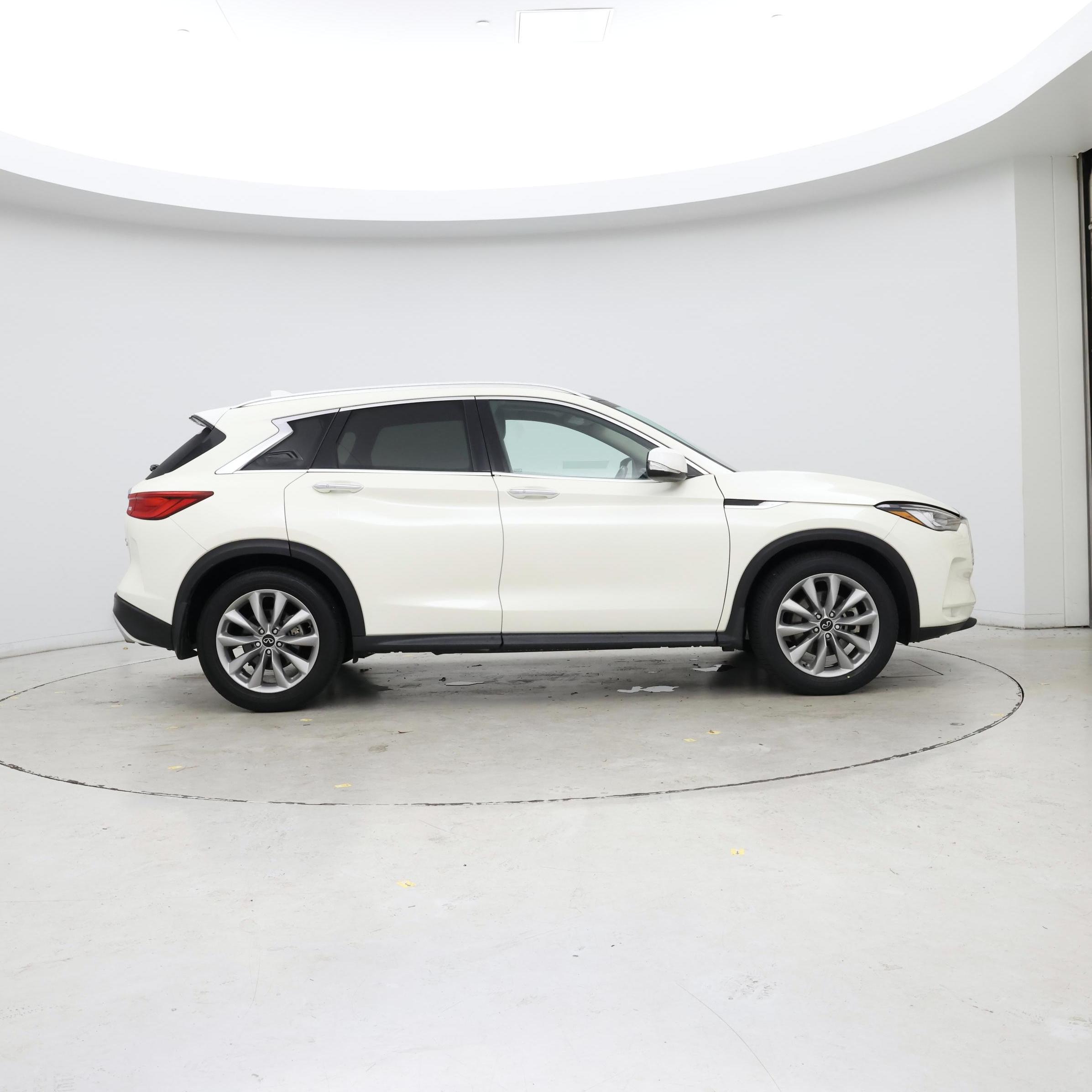 Thumbnail: 2022 INFINITI QX50 - 7