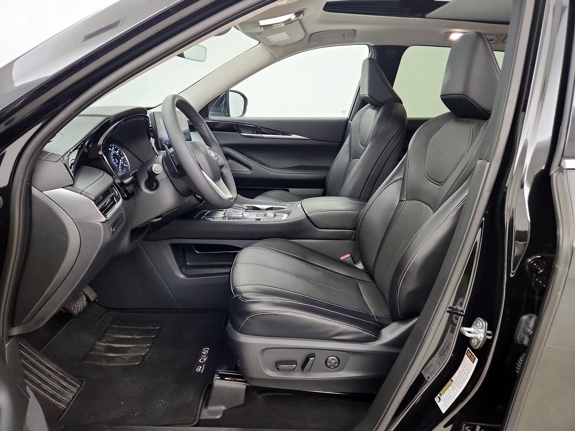 Thumbnail: 2023 INFINITI QX60 - 11