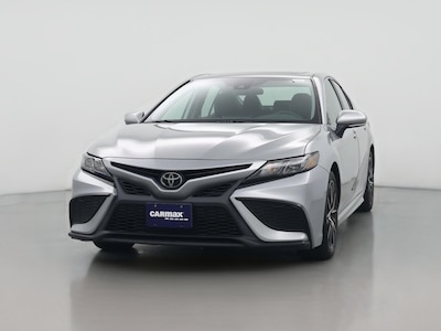 Silver 2023 Toyota Camry SE