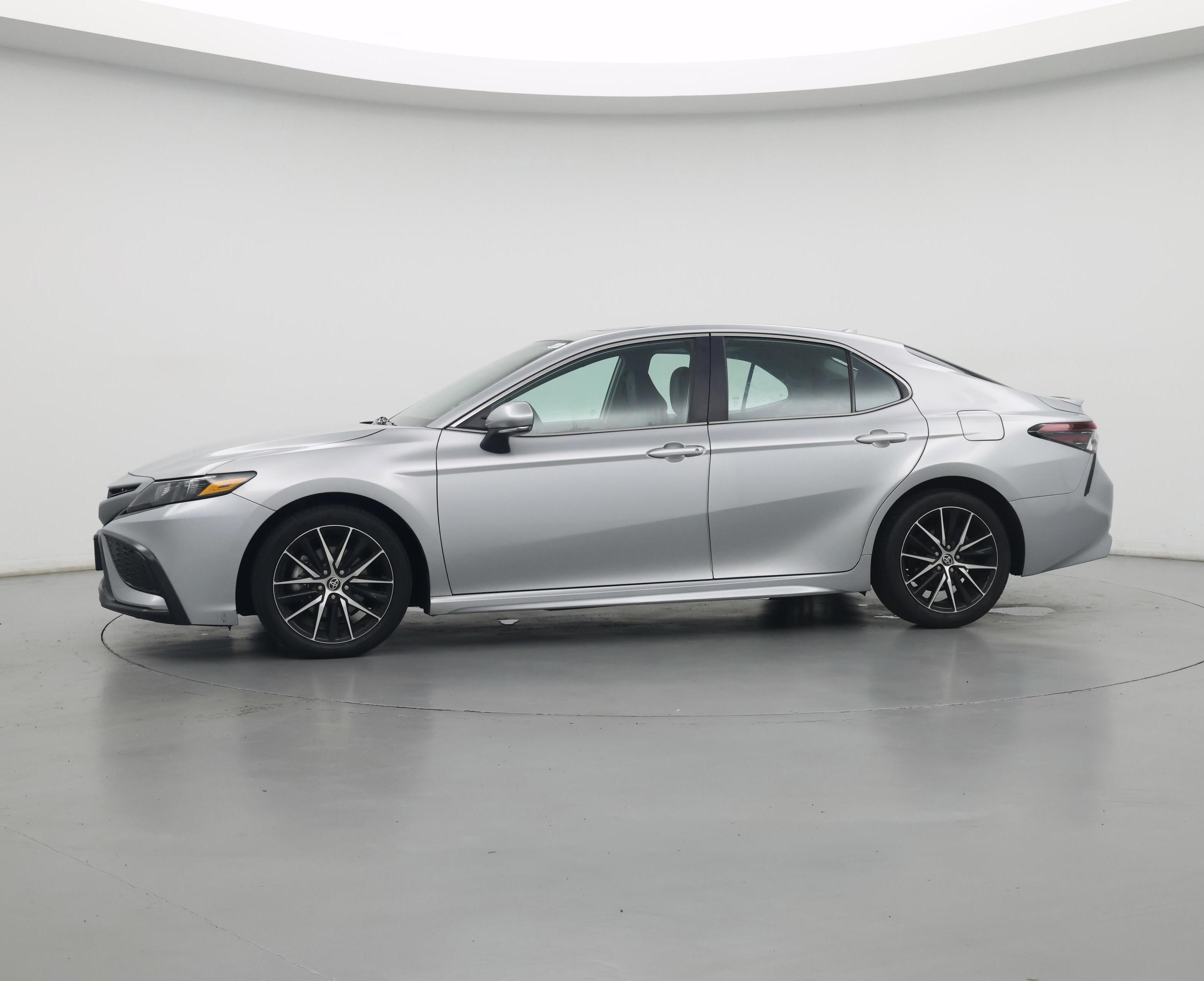 Thumbnail: 2023 Toyota Camry - 4