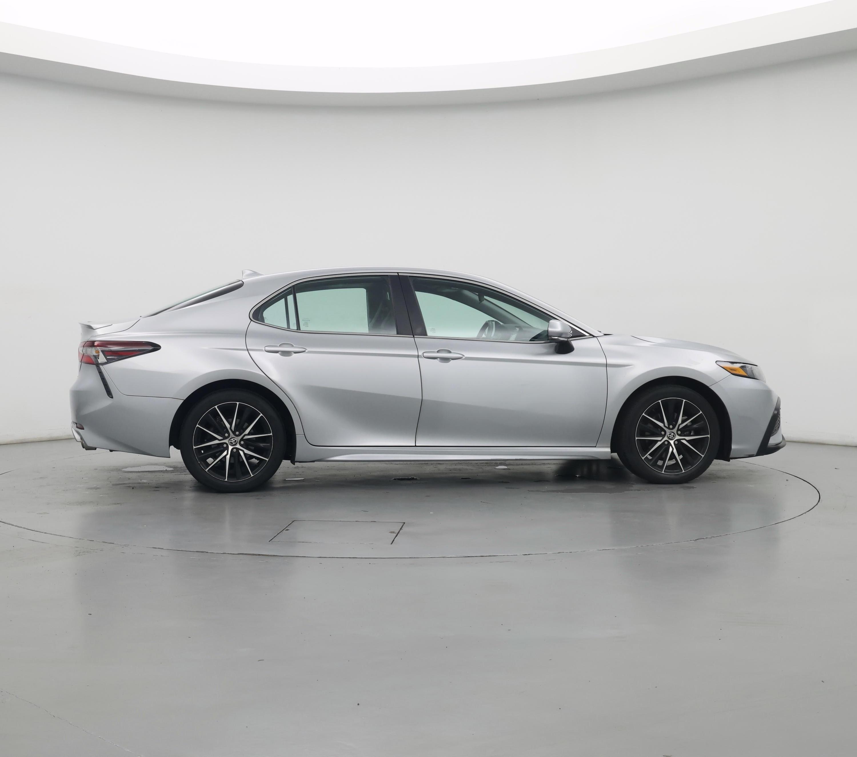 Thumbnail: 2023 Toyota Camry - 7