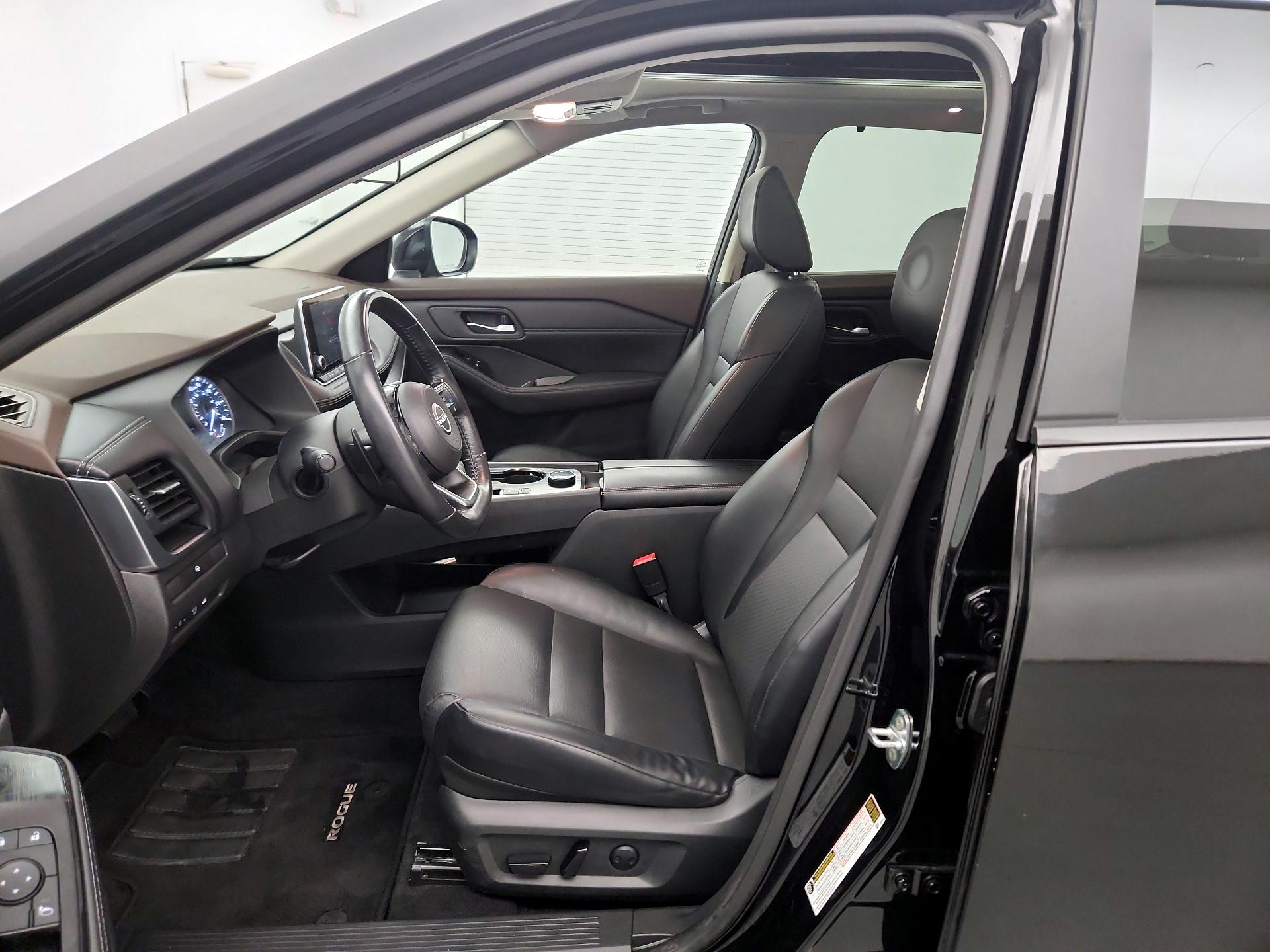 Thumbnail: 2023 Nissan Rogue - 11