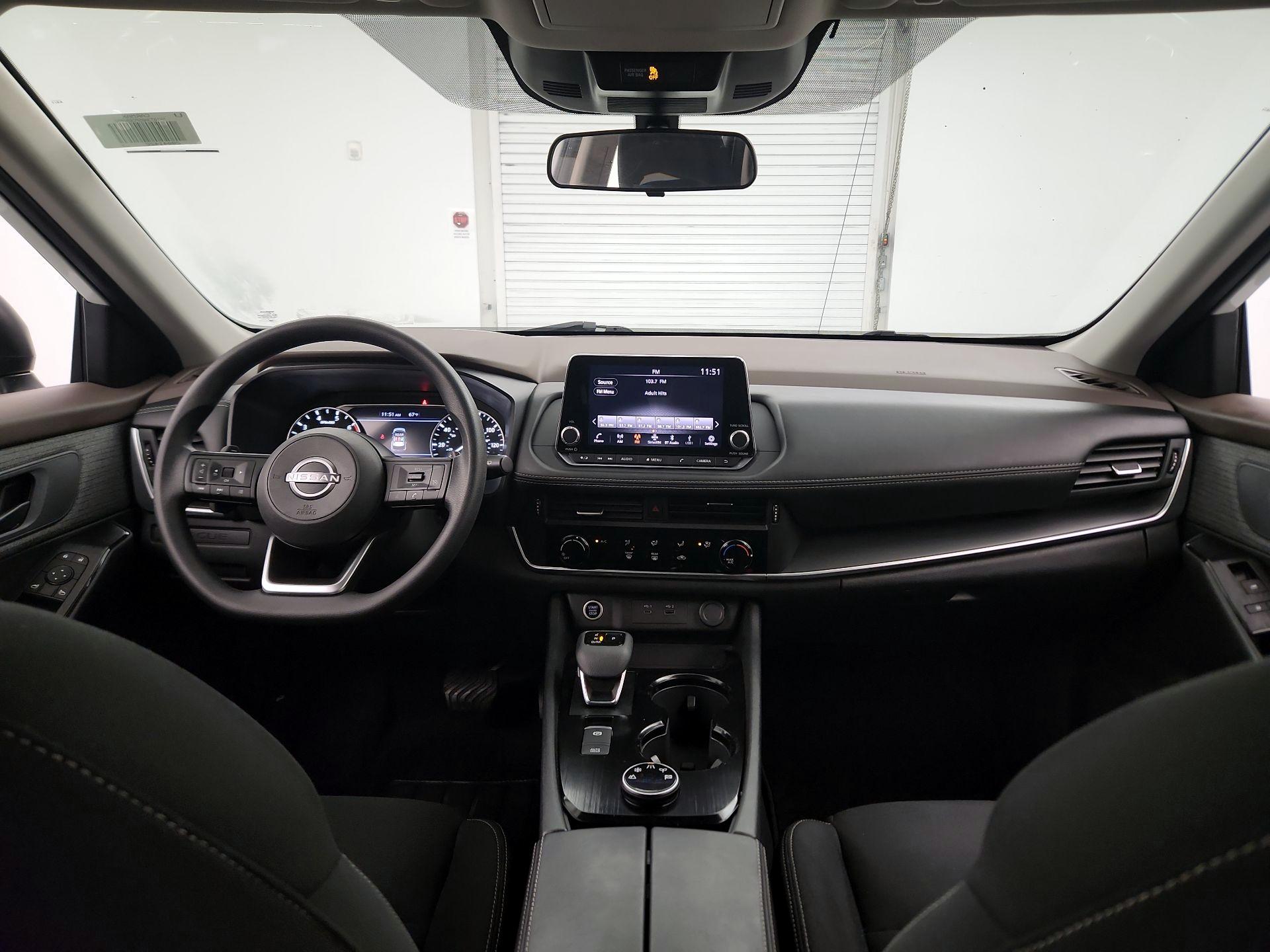 Thumbnail: 2023 Nissan Rogue - 9