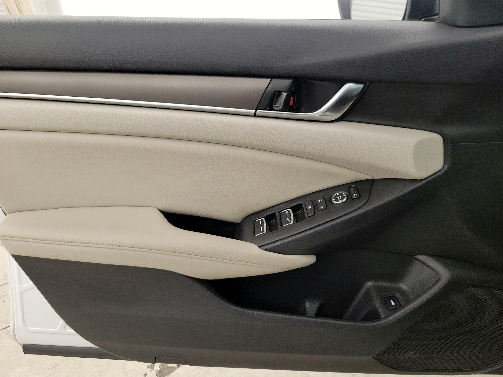 Thumbnail: 2022 Honda Accord - 12