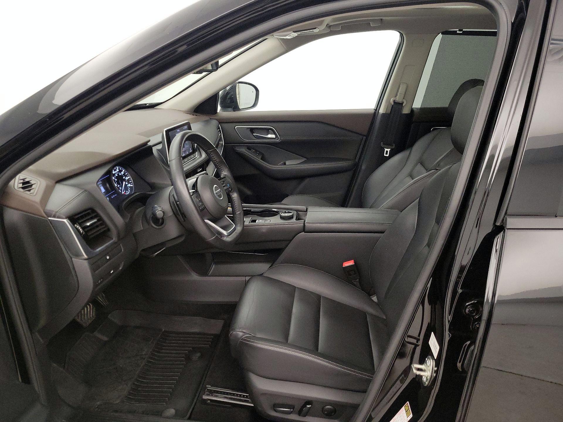 Thumbnail: 2021 Nissan Rogue - 11