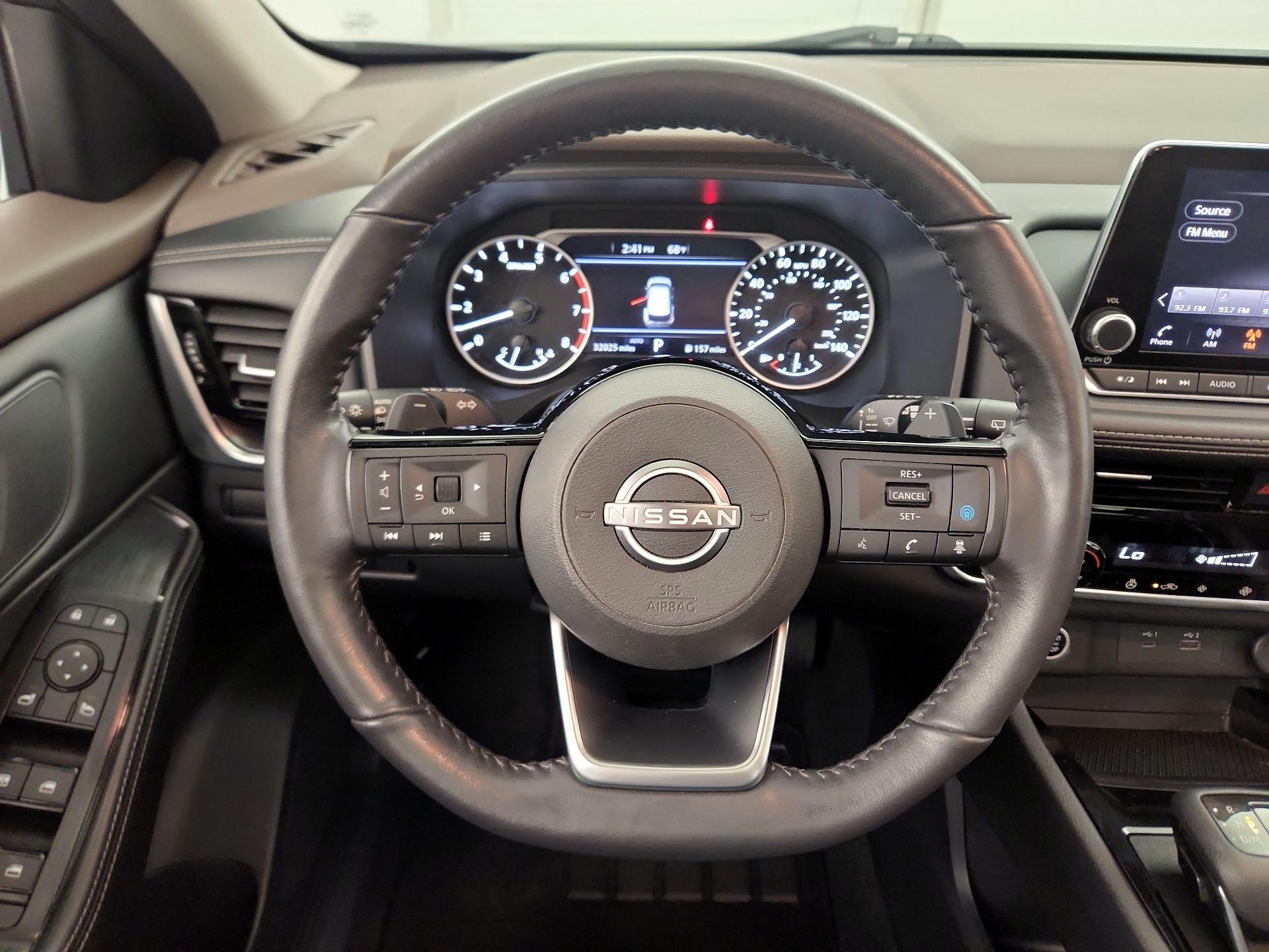 Thumbnail: 2023 Nissan Rogue - 10