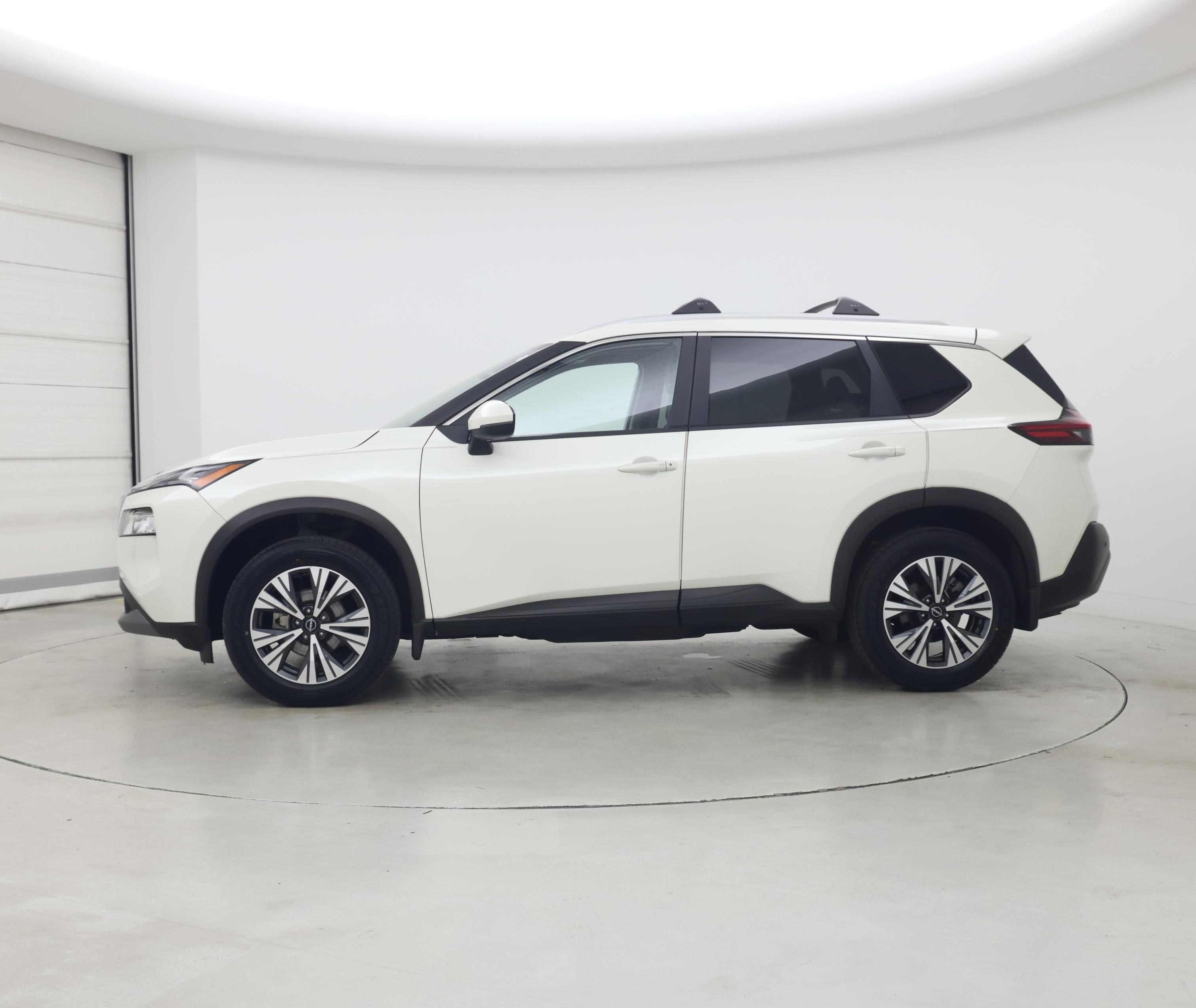 Thumbnail: 2022 Nissan Rogue - 3