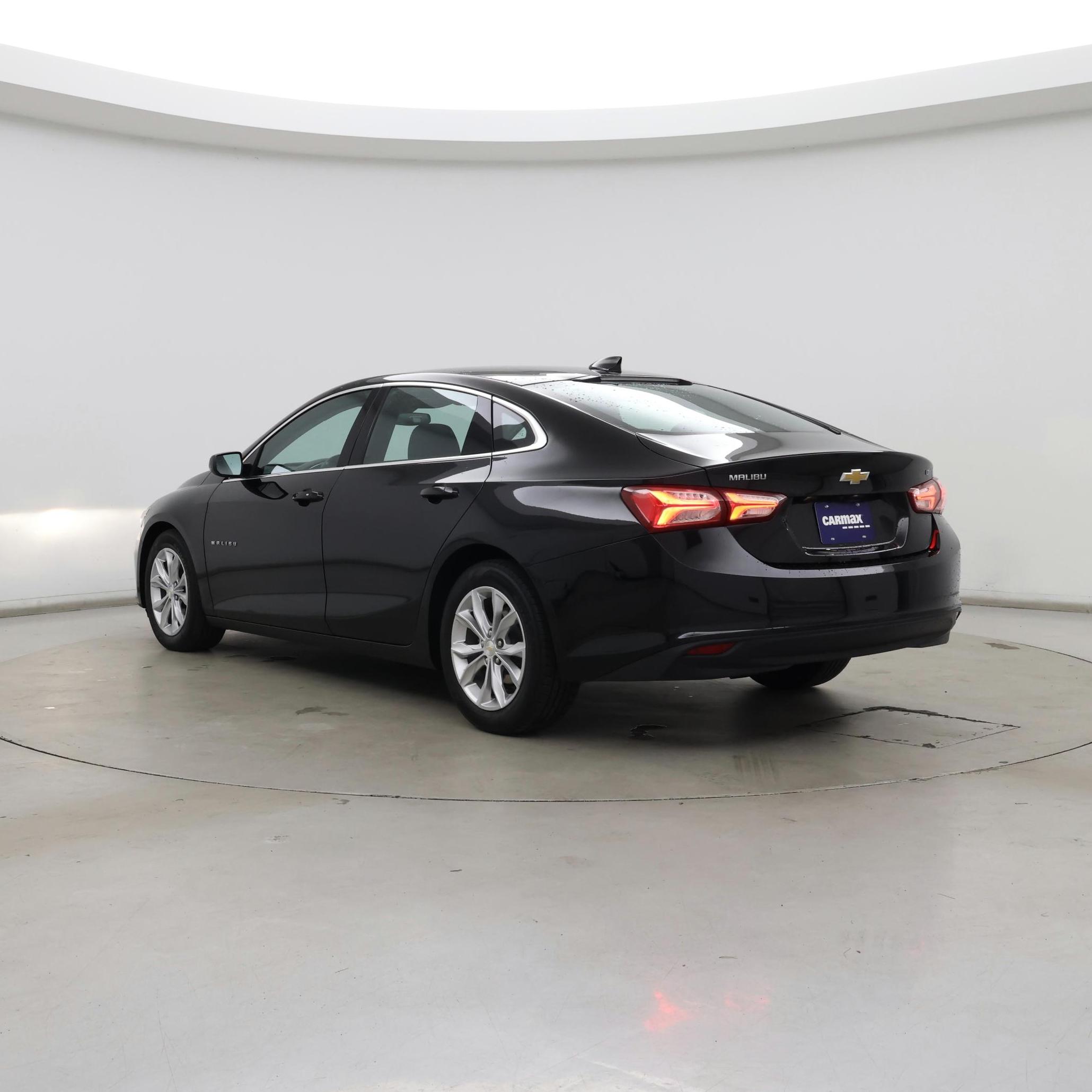 Thumbnail: 2021 Chevrolet Malibu - 2