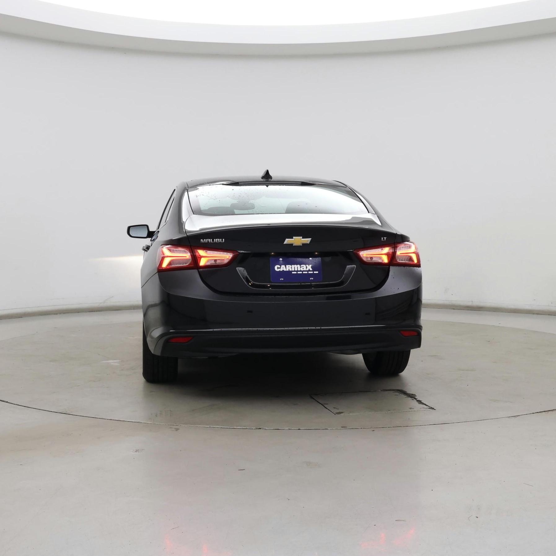 Thumbnail: 2021 Chevrolet Malibu - 6