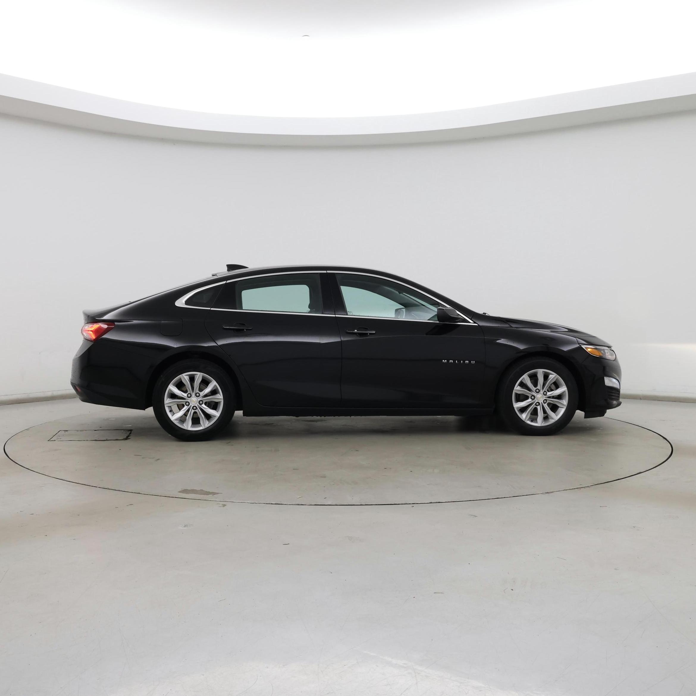 Thumbnail: 2021 Chevrolet Malibu - 7