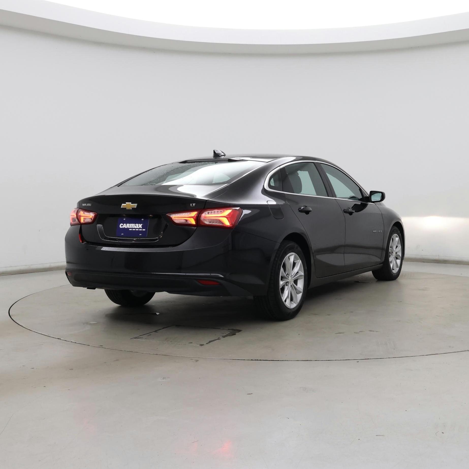Thumbnail: 2021 Chevrolet Malibu - 8