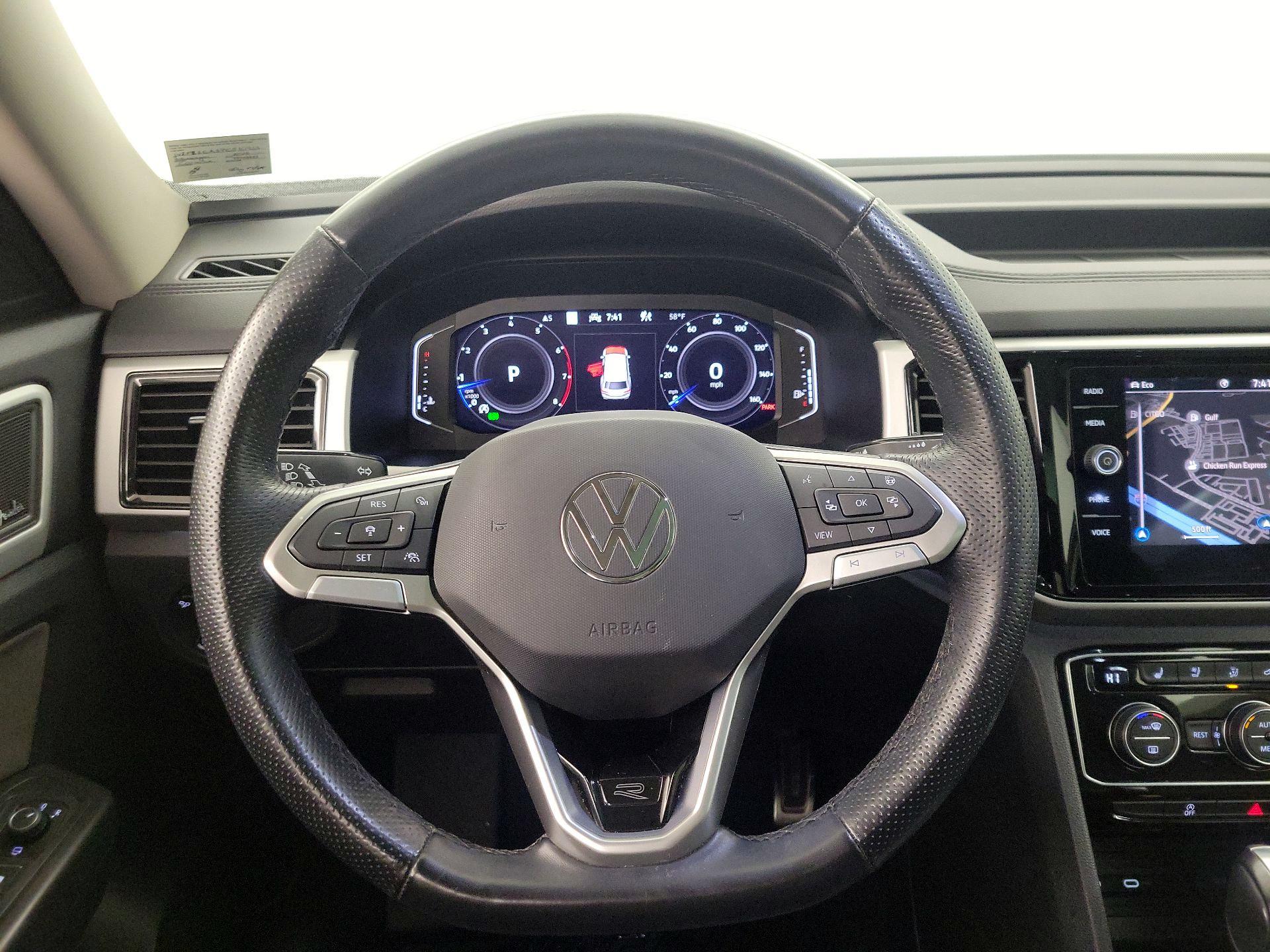 Thumbnail: 2023 Volkswagen Atlas - 10