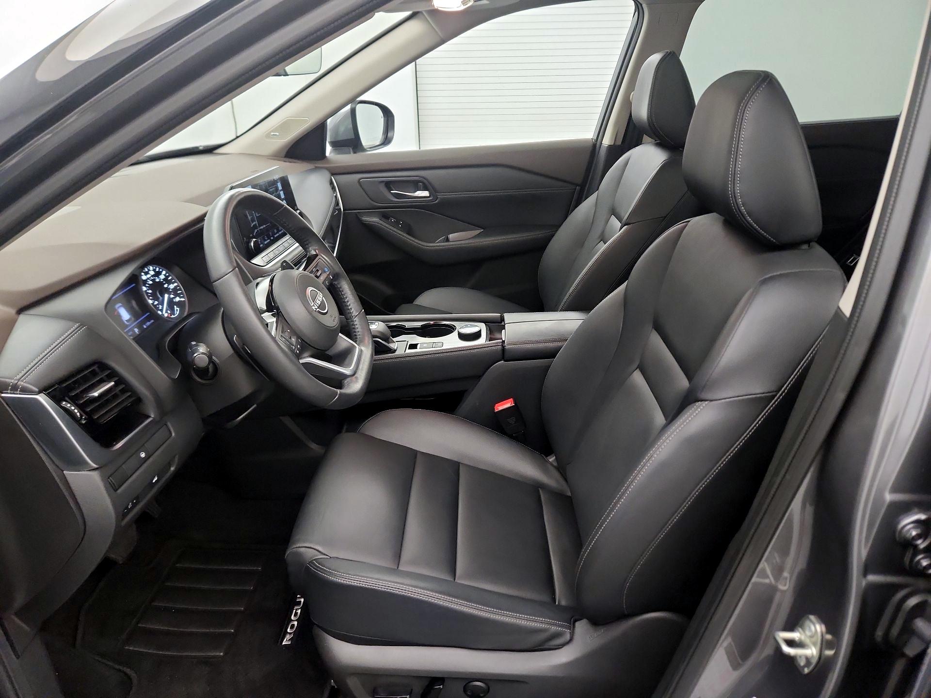 Thumbnail: 2023 Nissan Rogue - 11