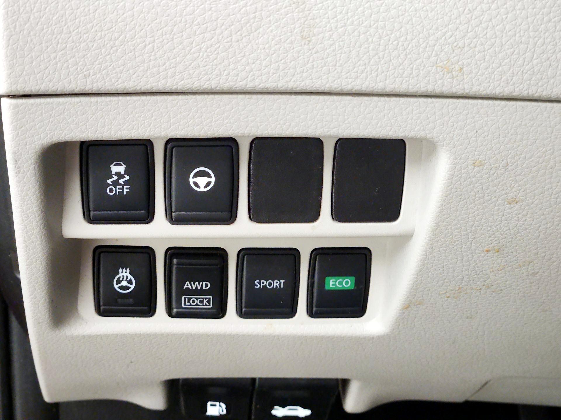 Thumbnail: 2021 Nissan Rogue Sport - 13