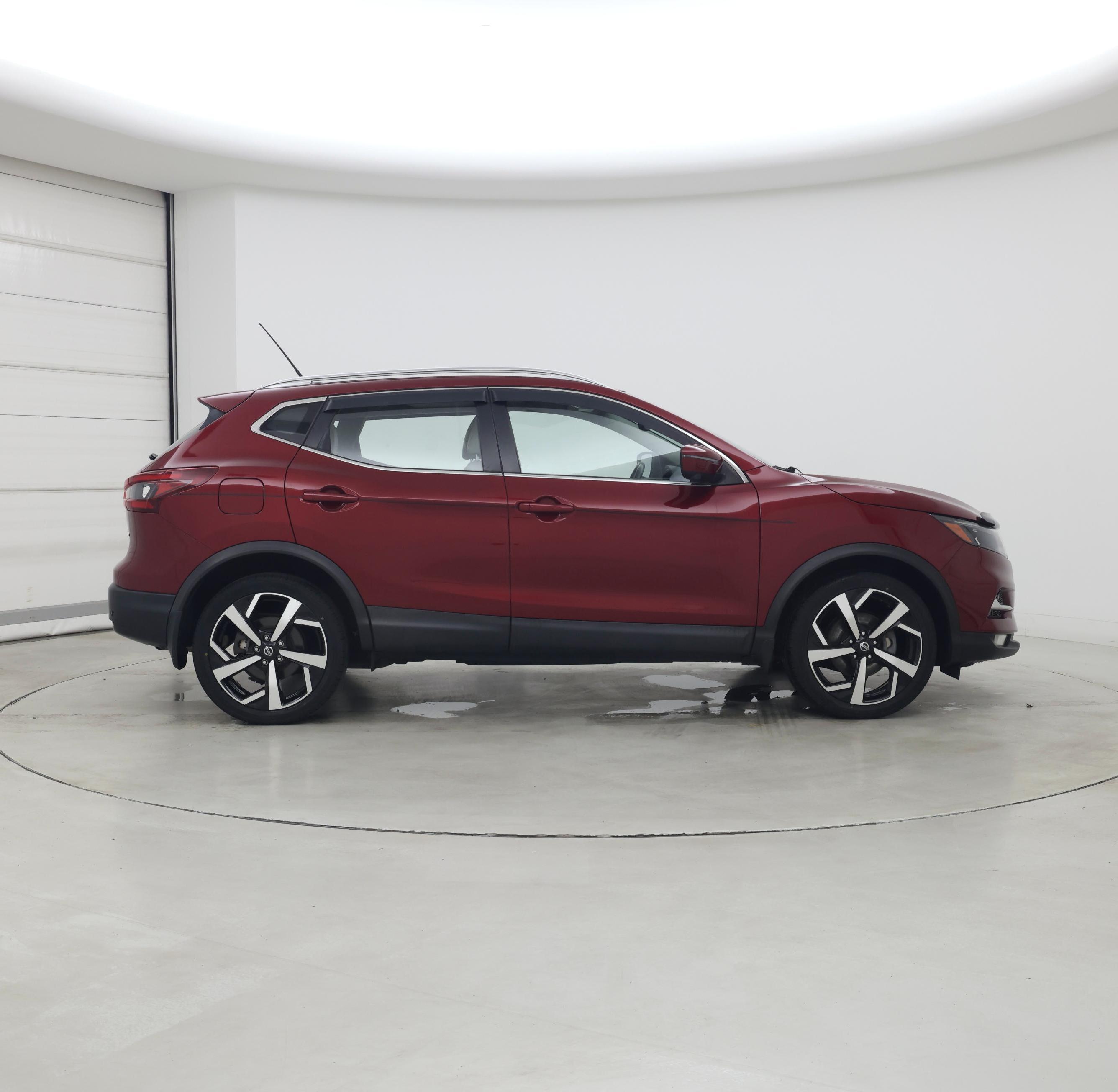 Thumbnail: 2021 Nissan Rogue Sport - 7
