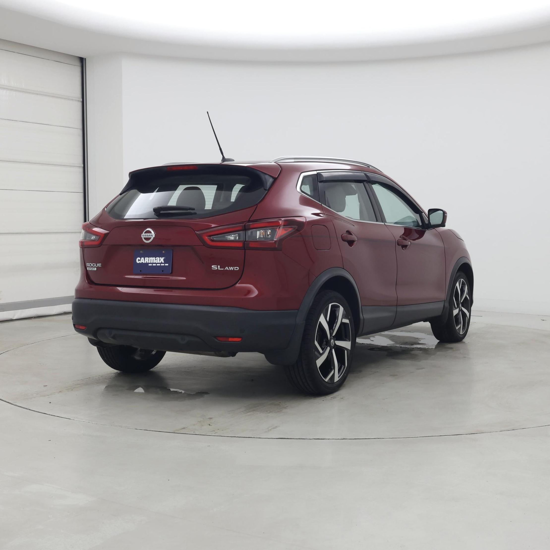 Thumbnail: 2021 Nissan Rogue Sport - 8