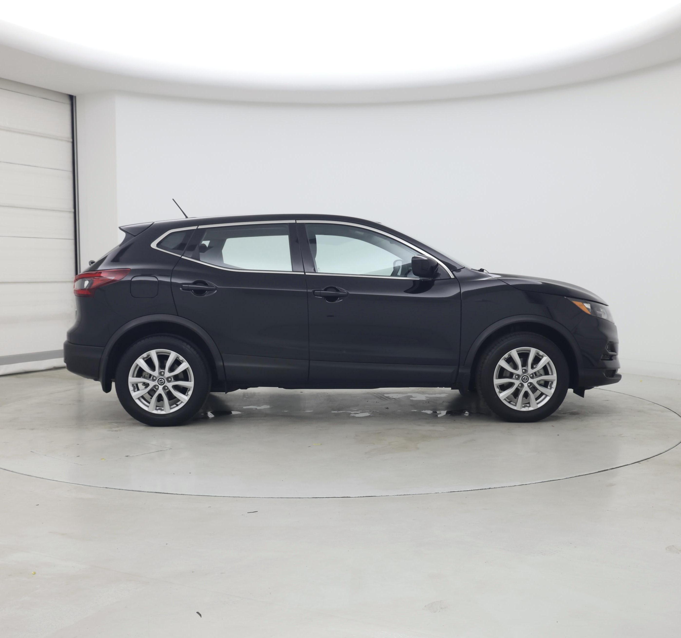 Thumbnail: 2022 Nissan Rogue Sport - 7