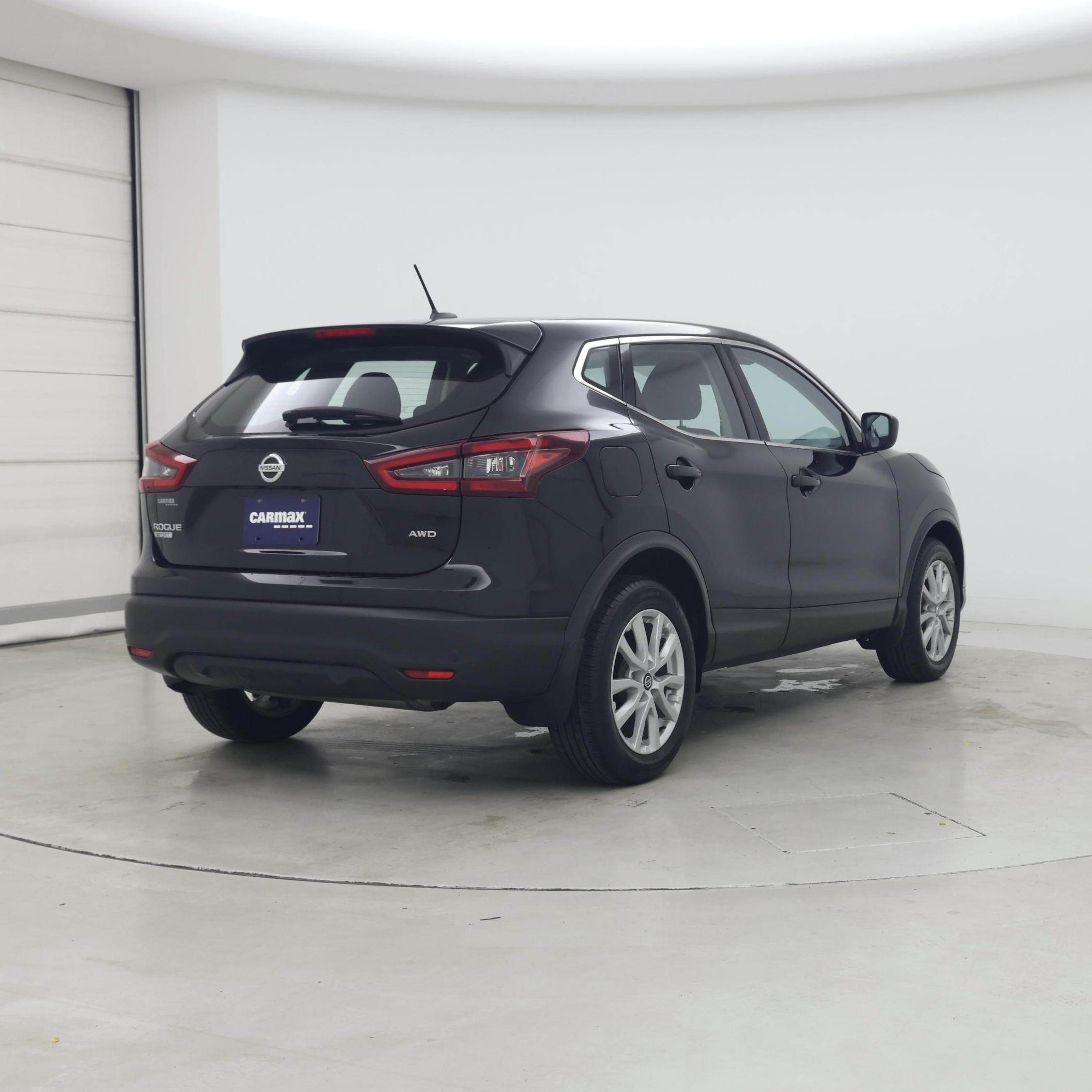 Thumbnail: 2022 Nissan Rogue Sport - 8
