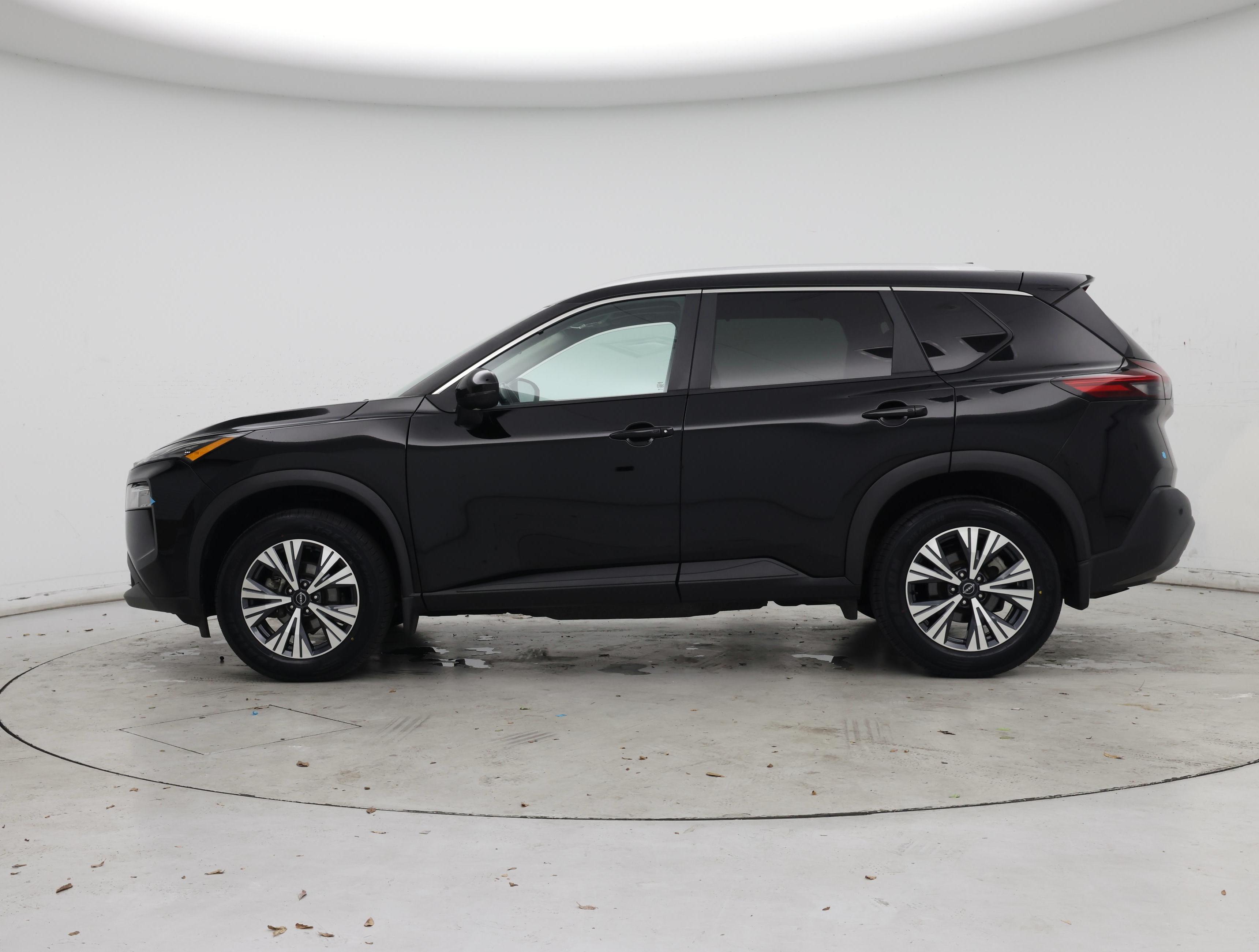 Thumbnail: 2022 Nissan Rogue - 3