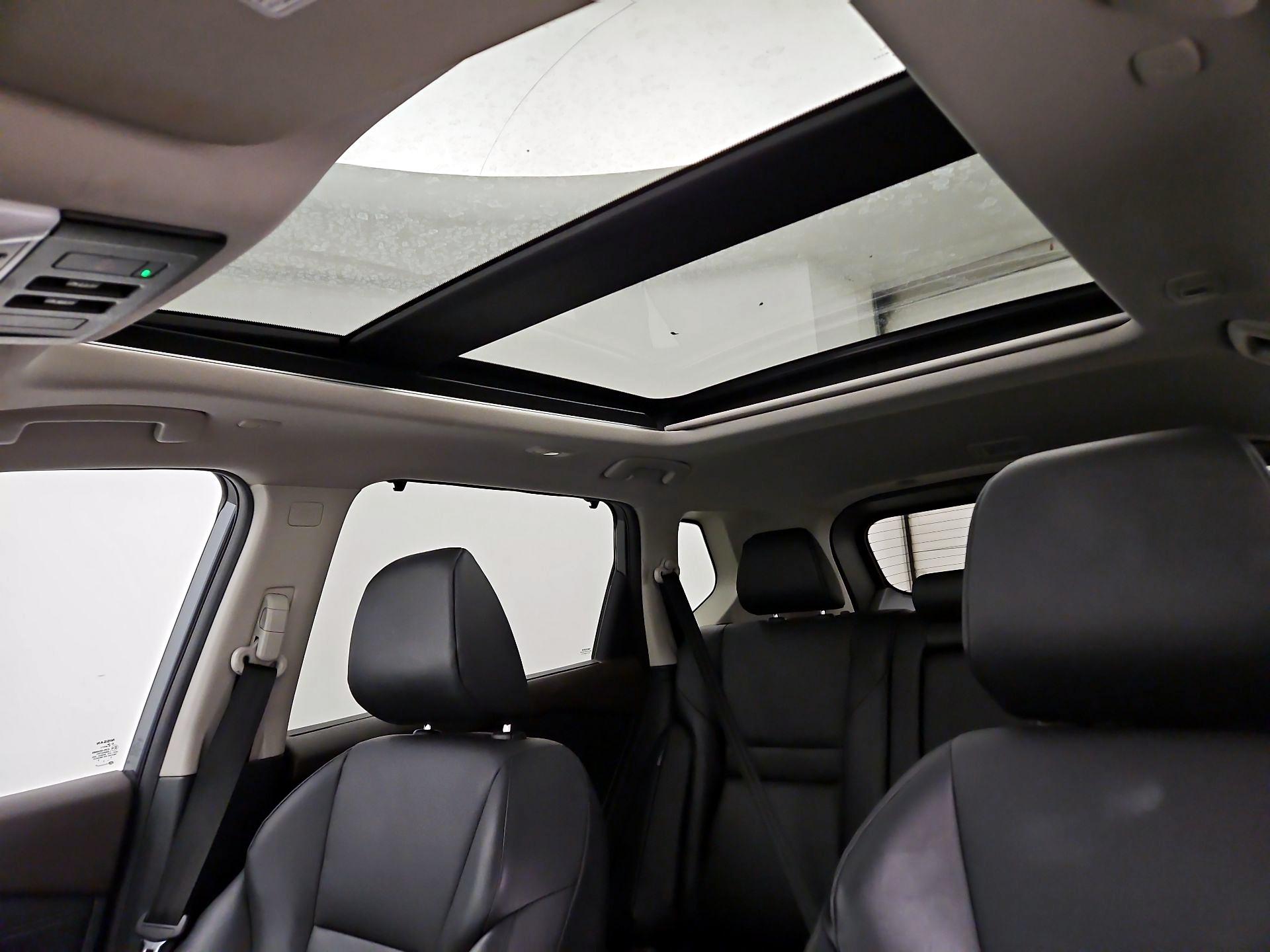 Thumbnail: 2022 Nissan Rogue - 19